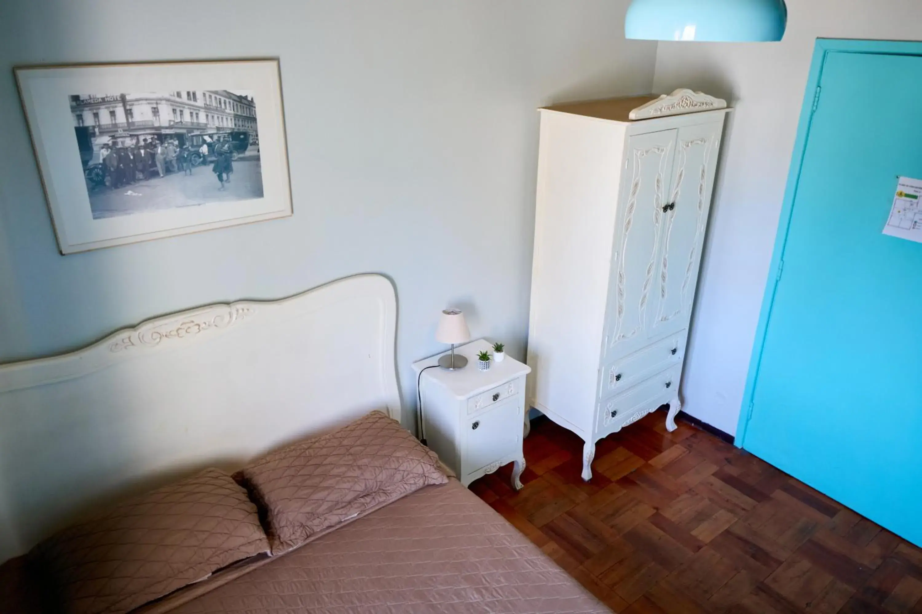 Double Room with Shared Bathroom in Hostal Providencia Double Room with Shared Bathroom in Hostal Providencia