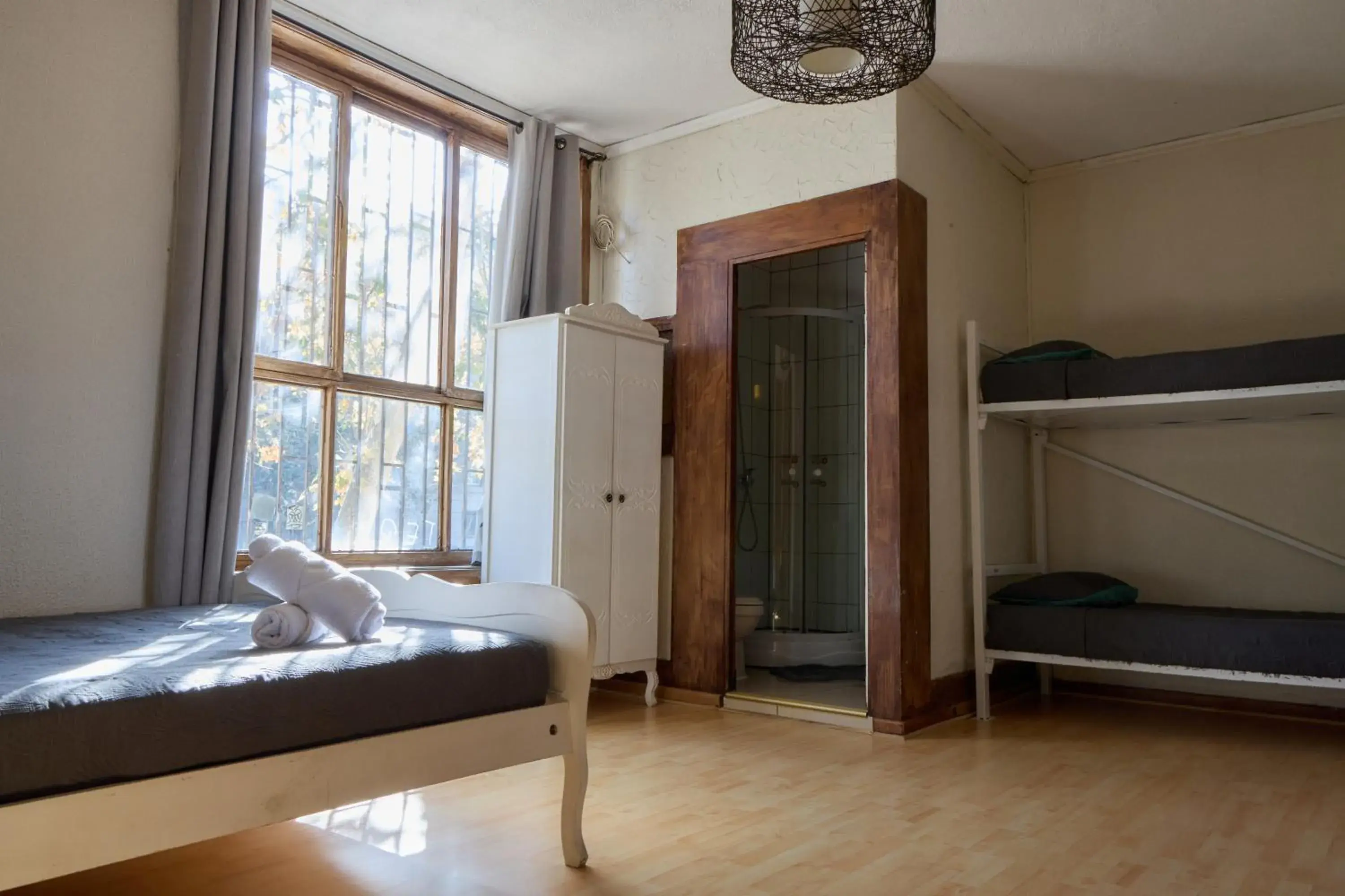 Quadruple Room with Private Bathroom in Hostal Providencia Quadruple Room with Private Bathroom in Hostal Providencia