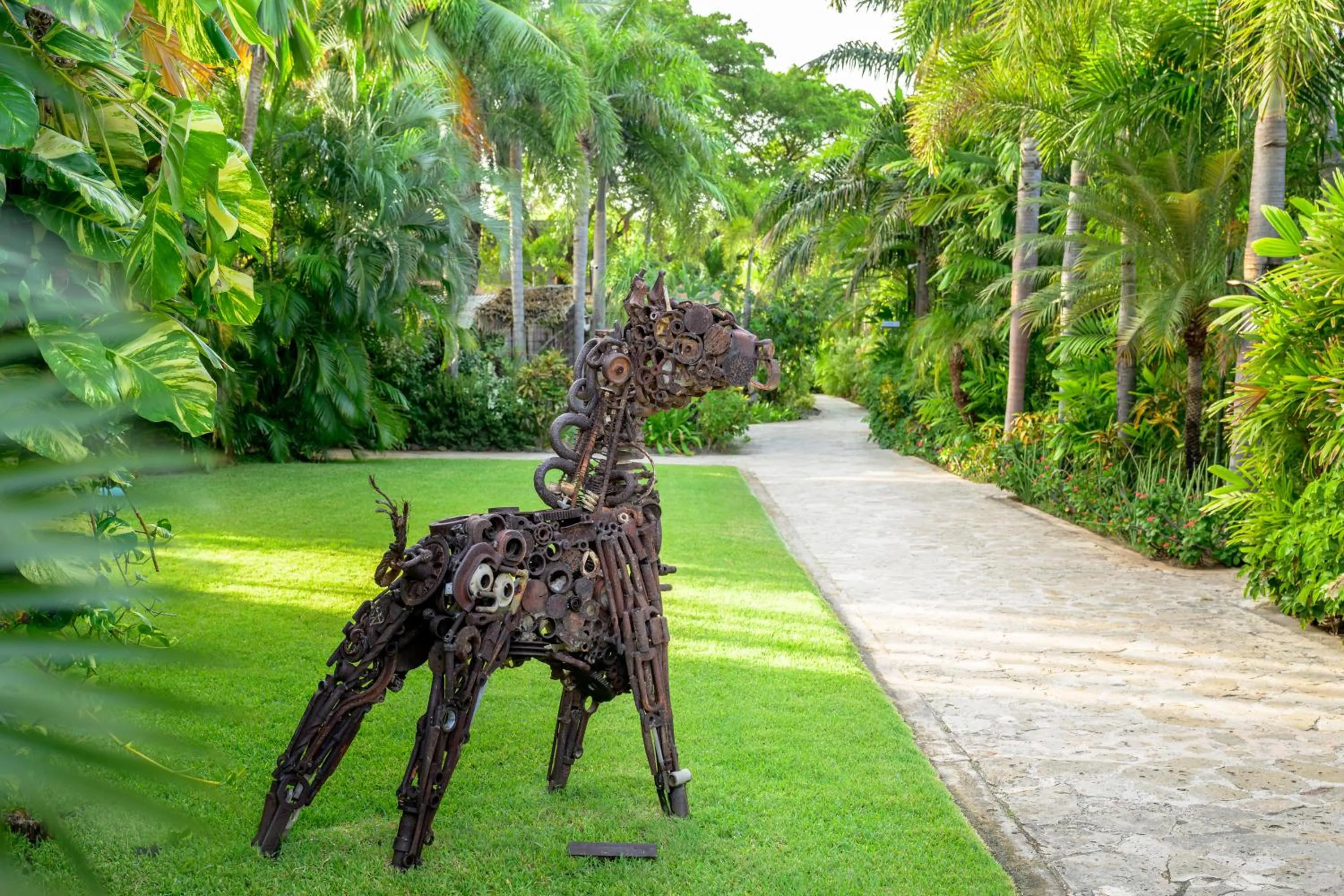 Trupial Hotel & Casino