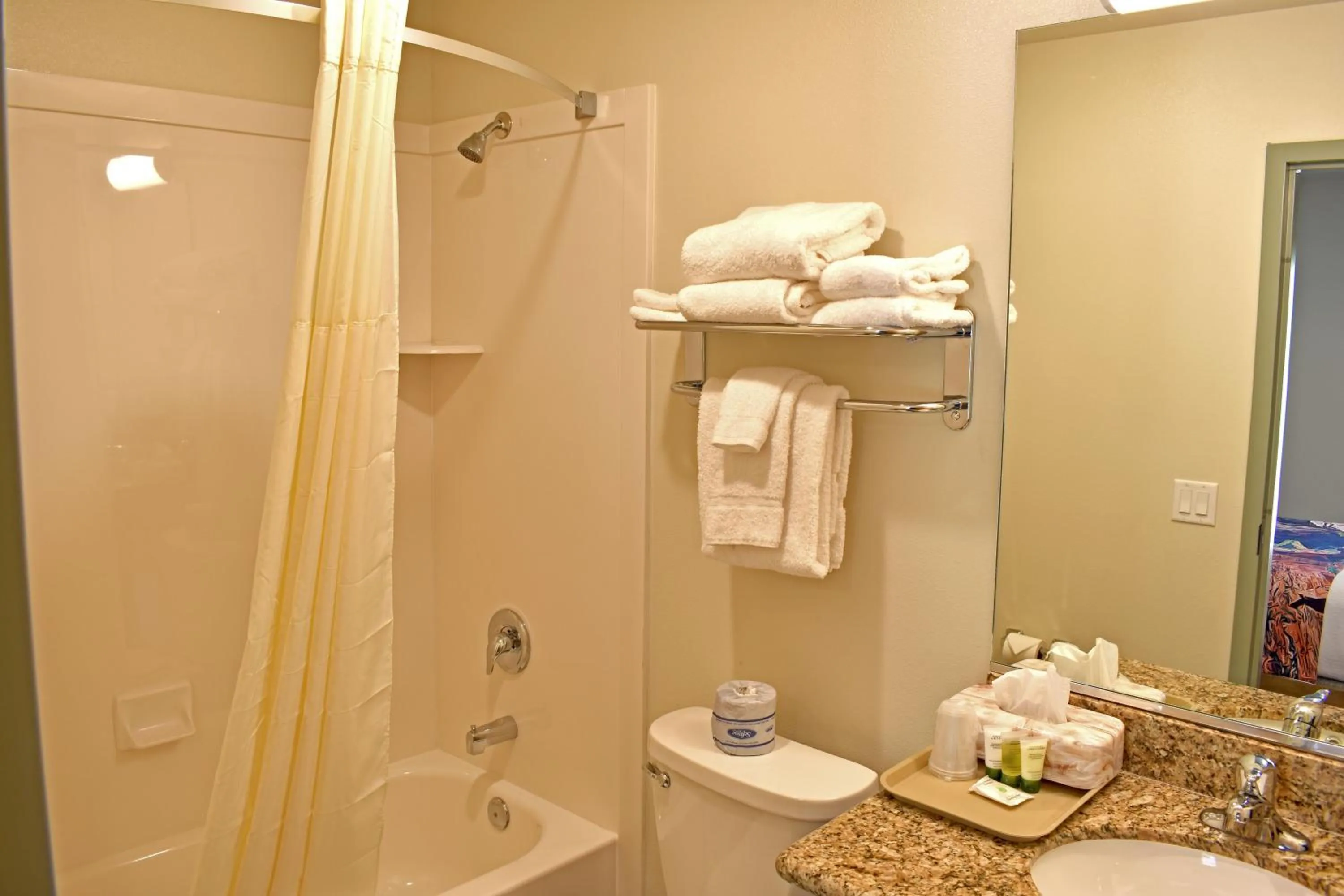 Bathroom in Bumbleberry Inn