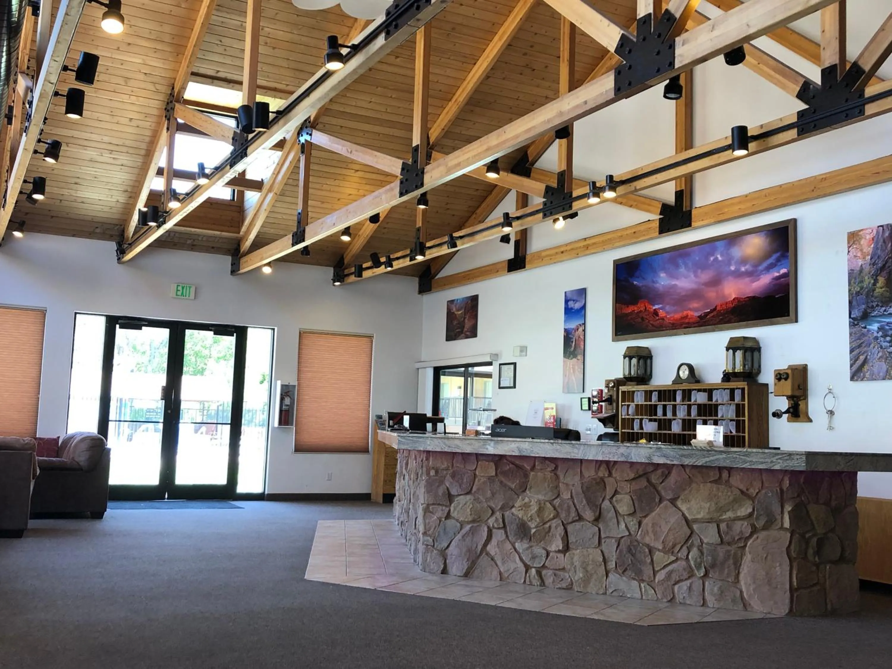 Lobby or reception in Bumbleberry Inn