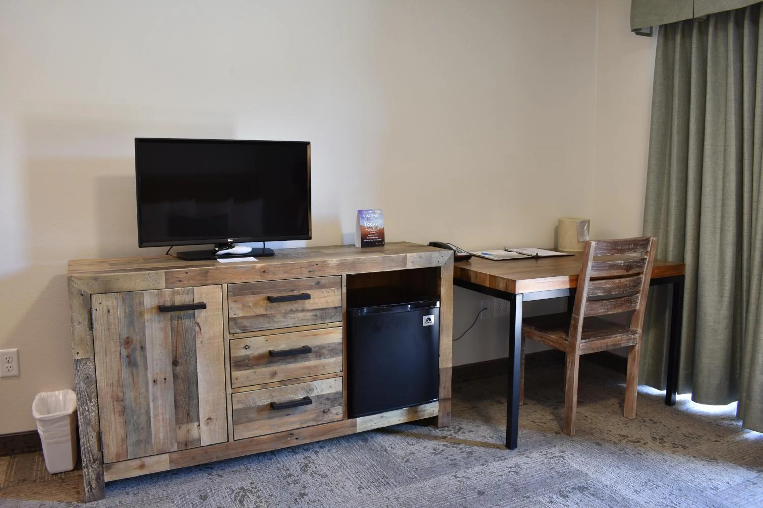 Bathroom in Bumbleberry Inn