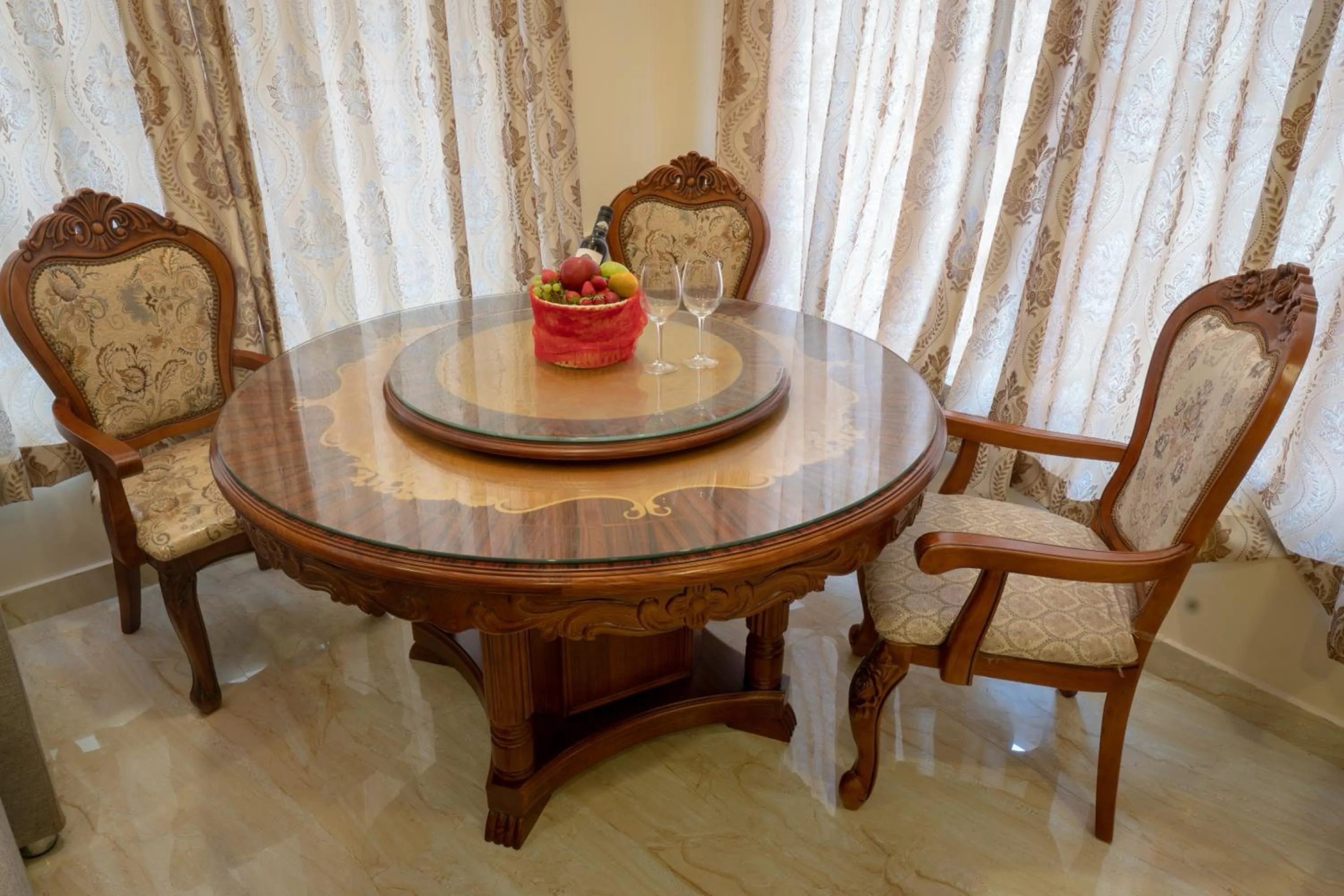 Dining area in Alcove Resort Vagator