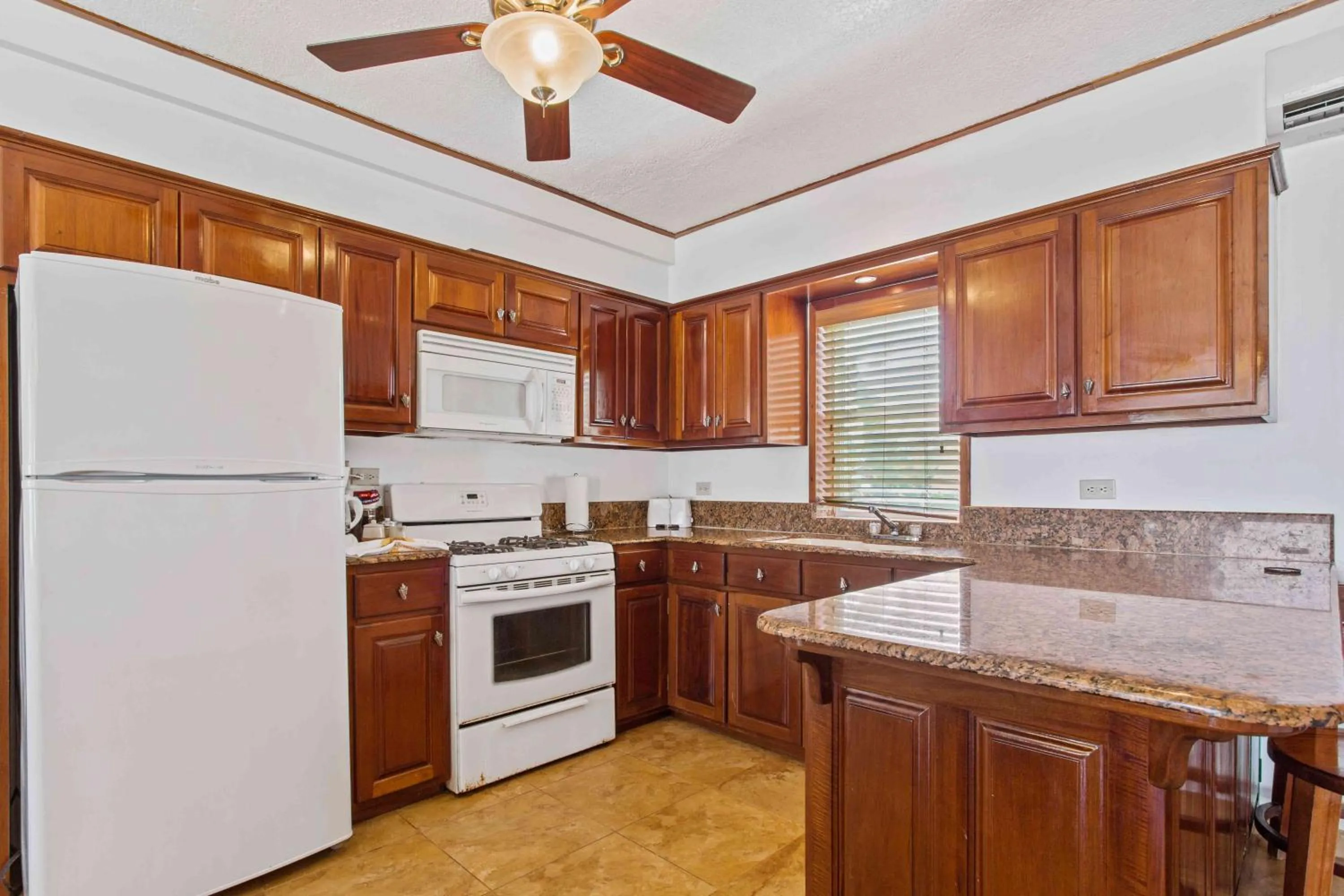 kitchen in Hopkins Bay Belize a Muy'Ono Resort
