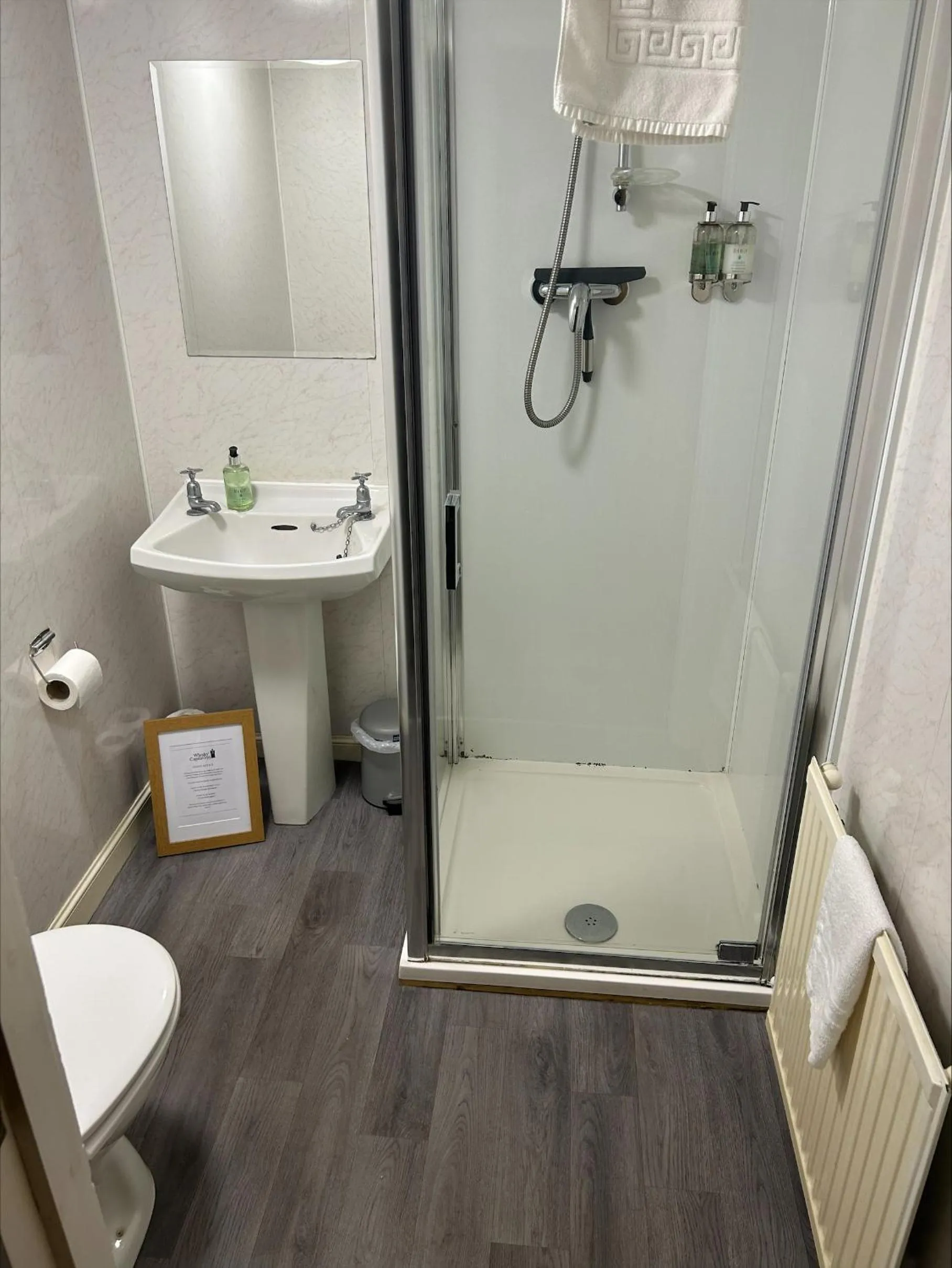 Bathroom in Whisky Capital Inn