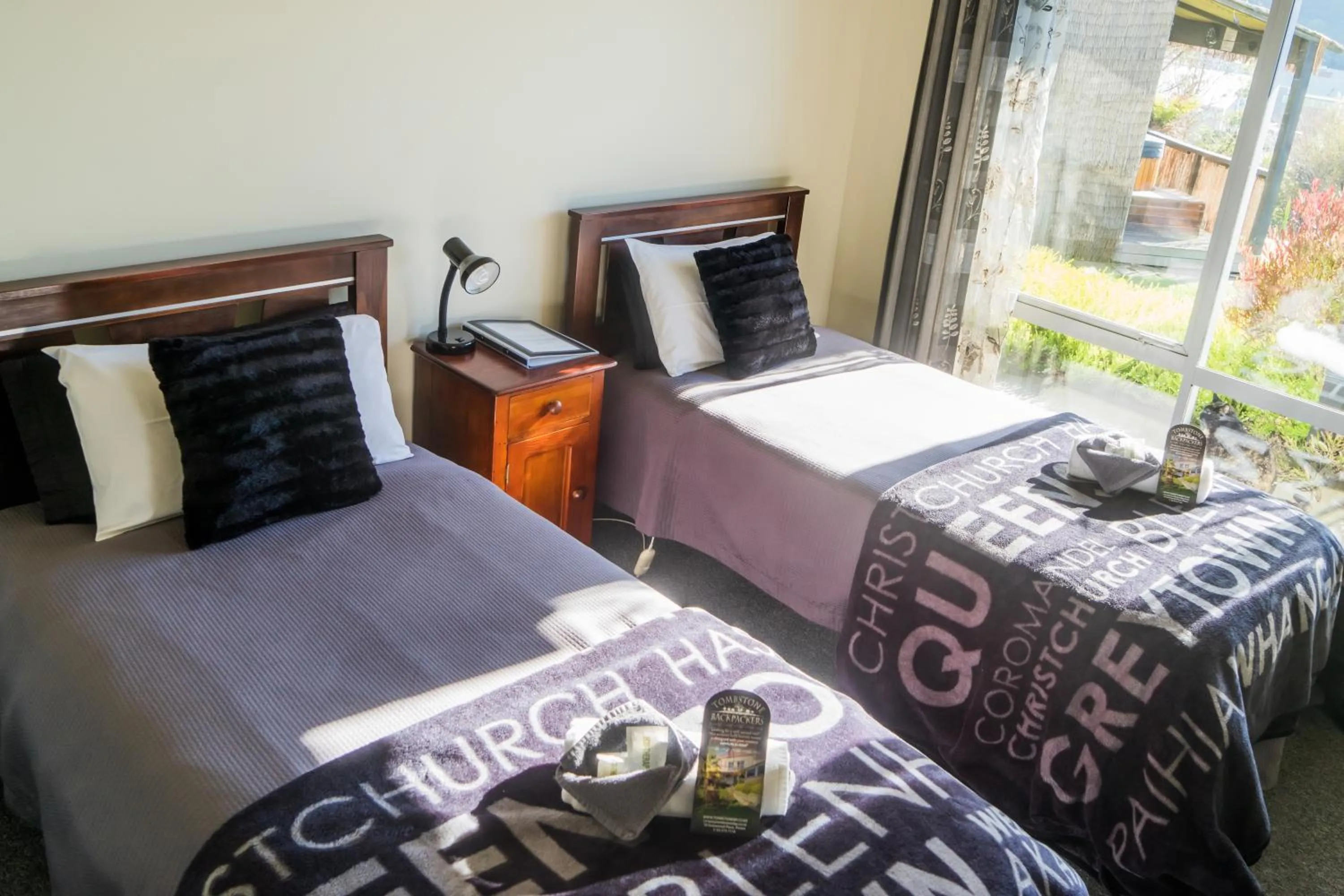 Bed in Tombstone Motel, Lodge & Backpackers