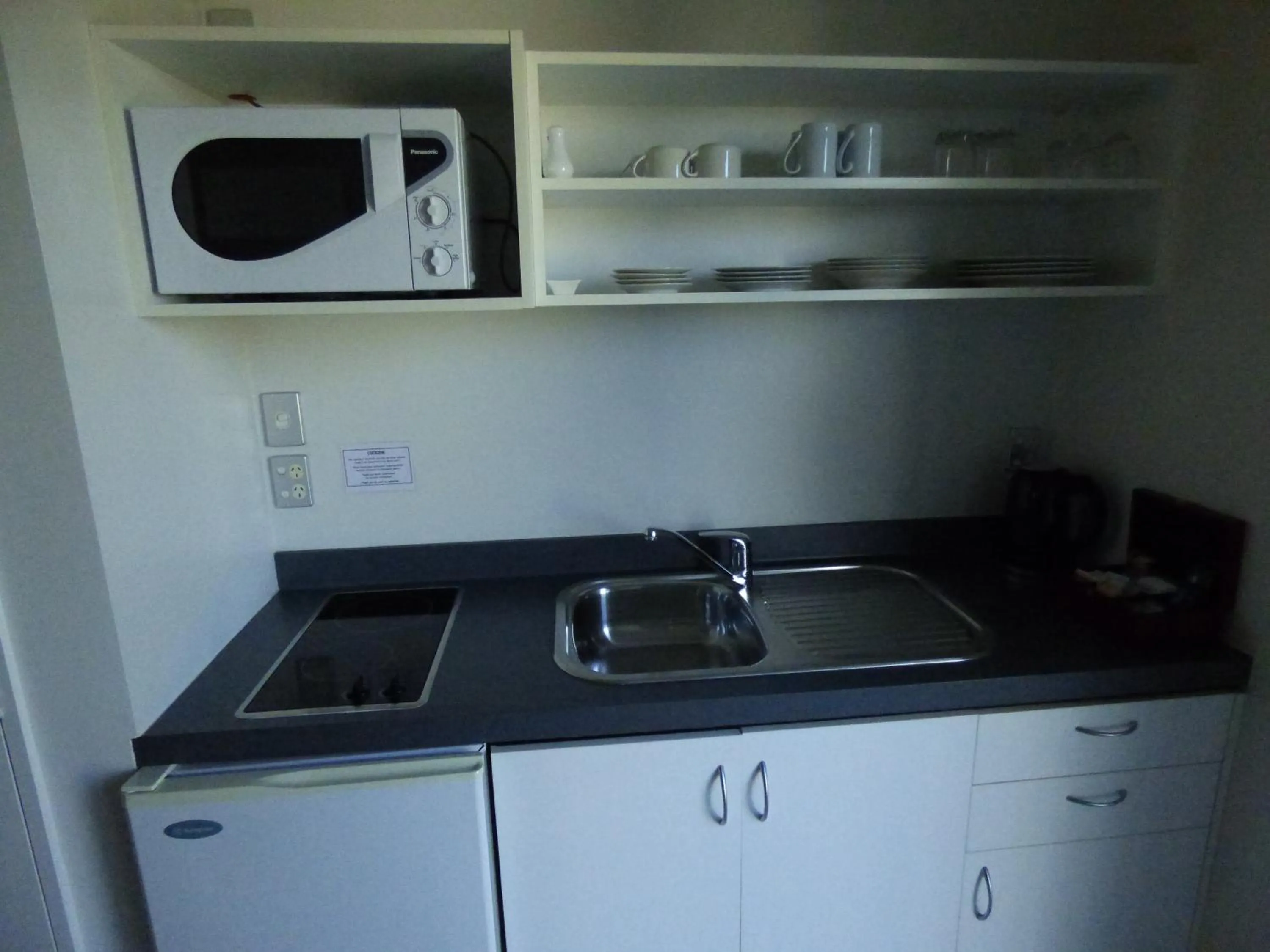 Kitchen or kitchenette in FYFFE on Riccarton