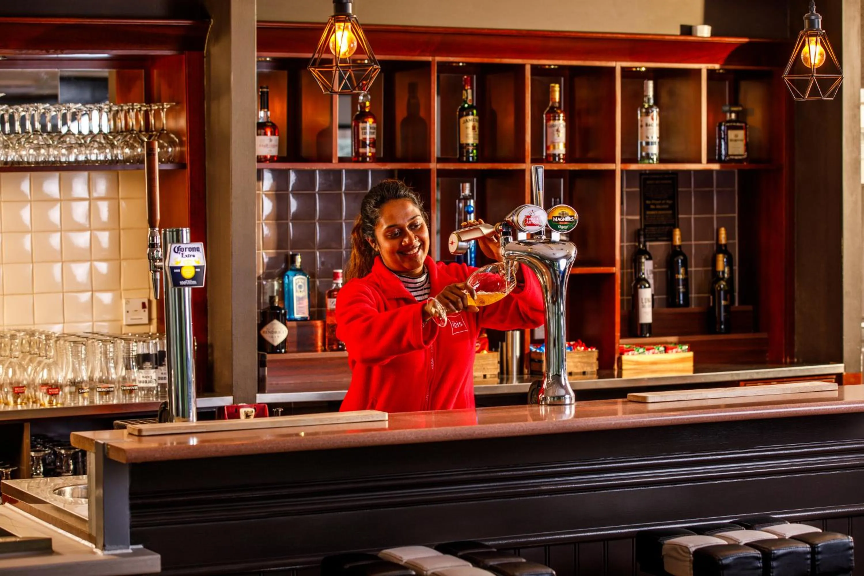 Lounge or bar in ibis Coventry South