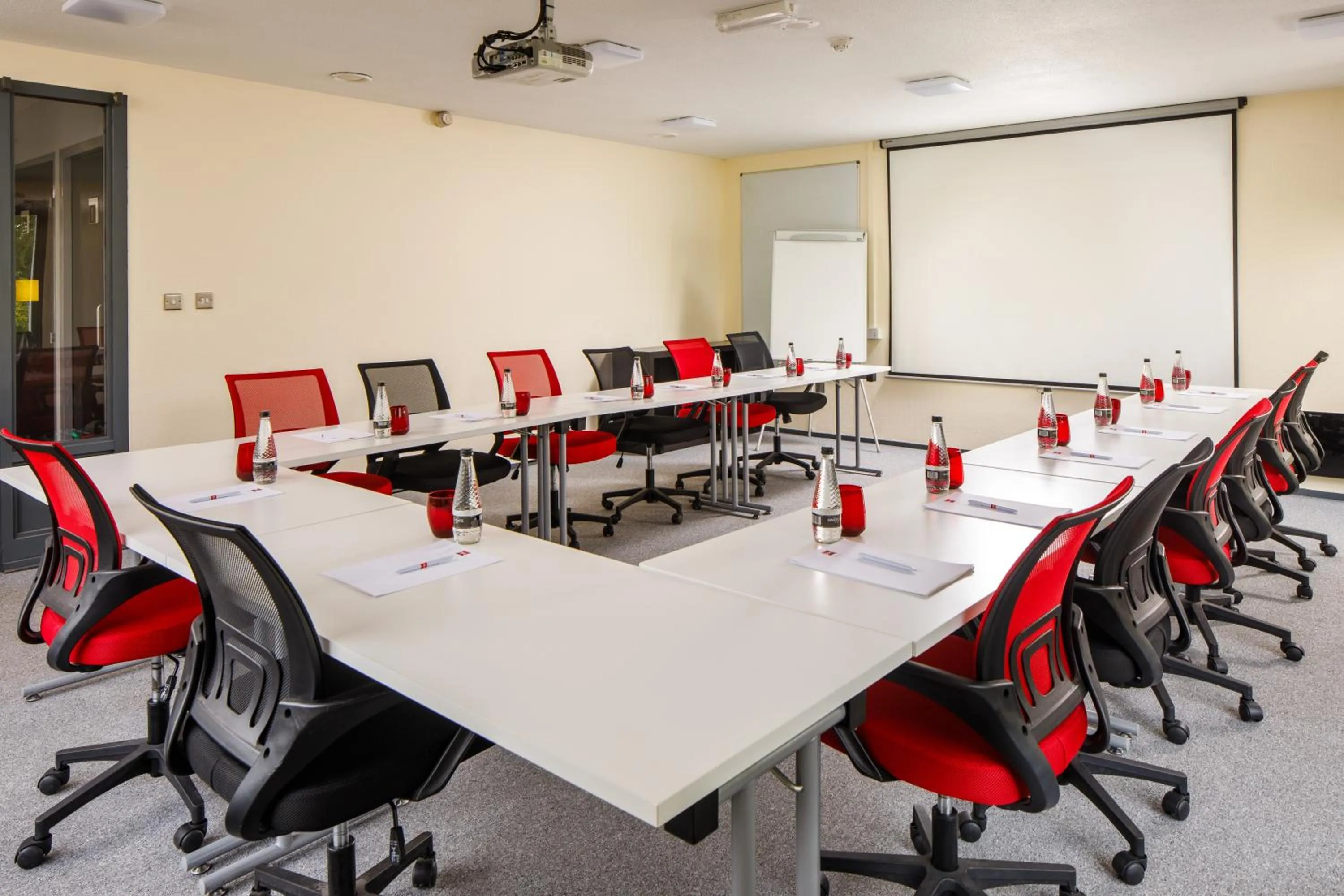 Meeting/conference room in ibis Coventry South