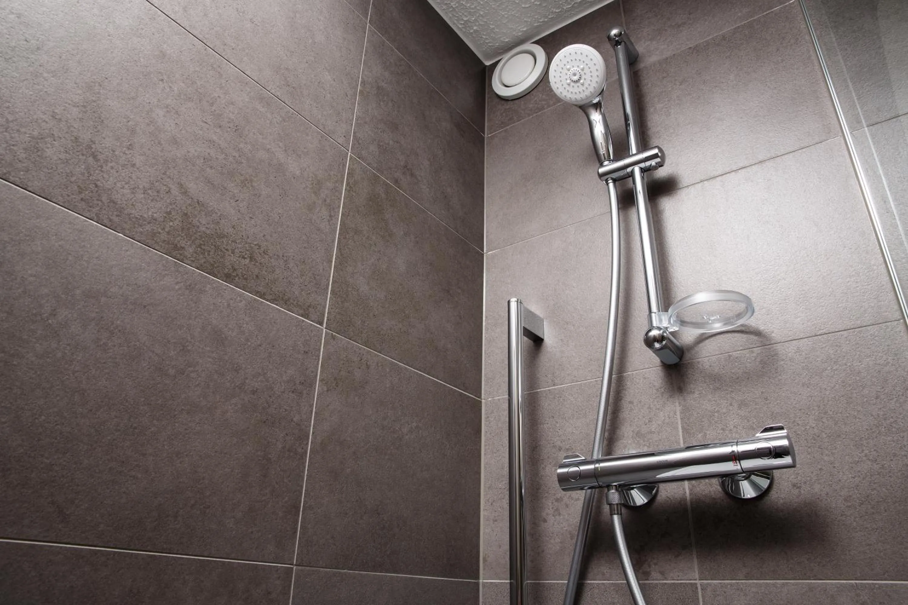 Shower in ibis Coventry South