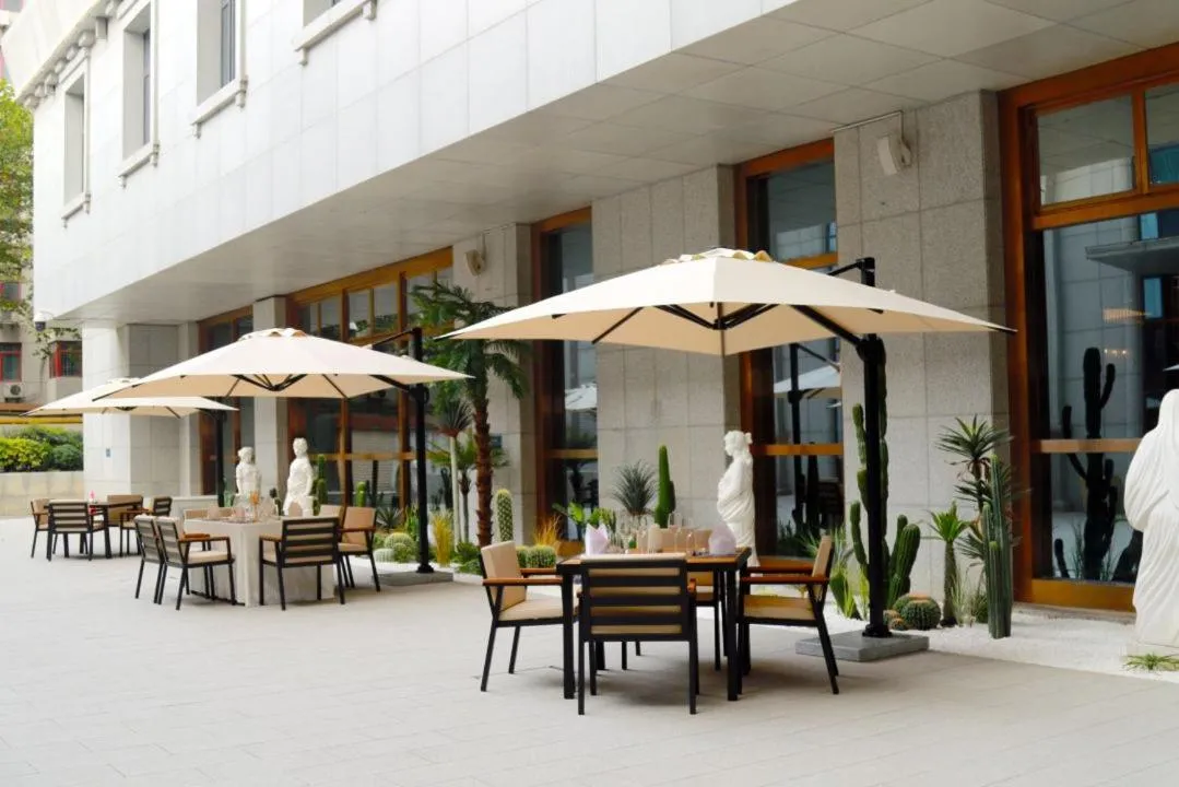 Garden in Sheraton Xi'an North City Hotel