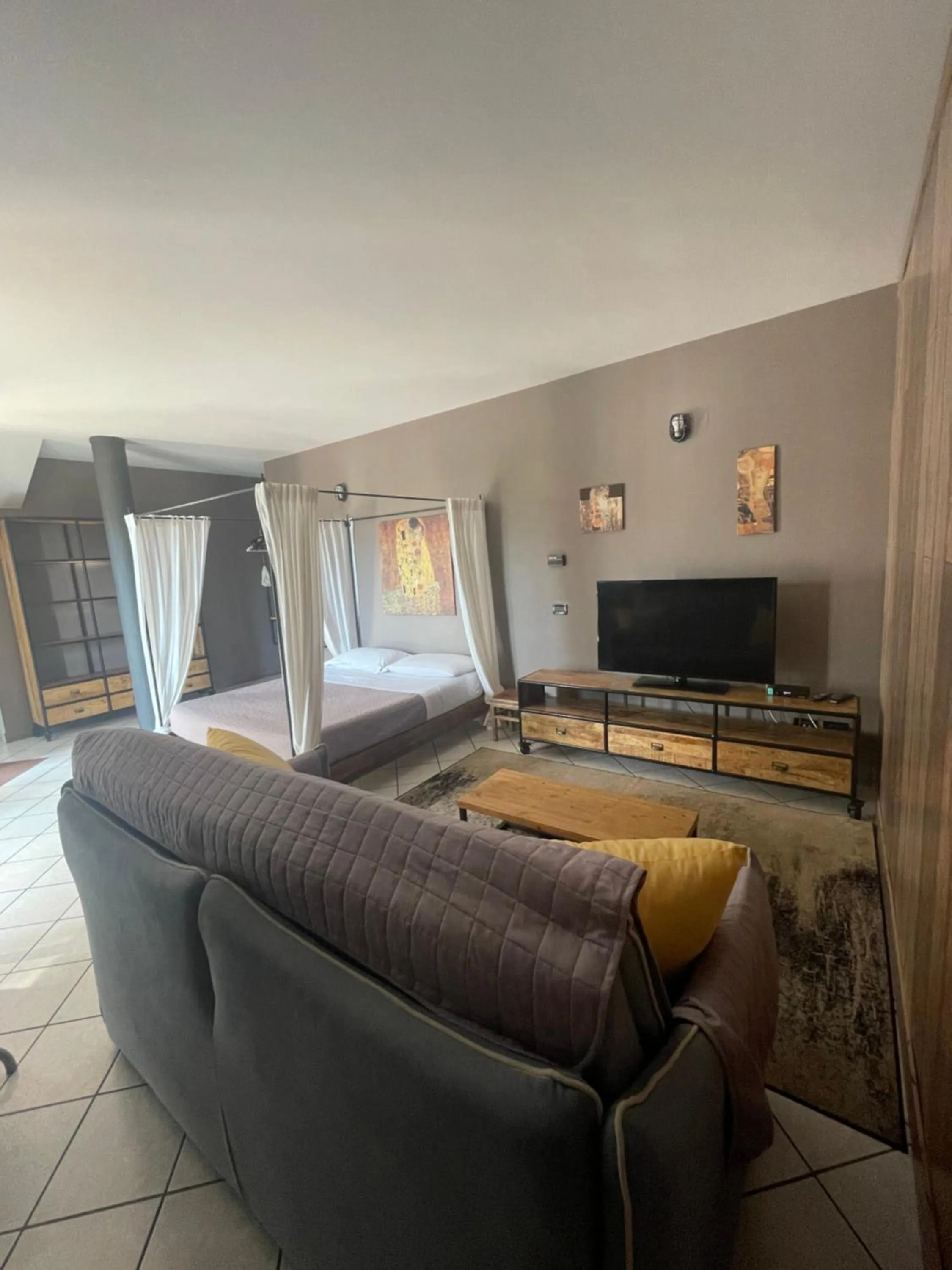 TV and multimedia, Bed in Casa 774