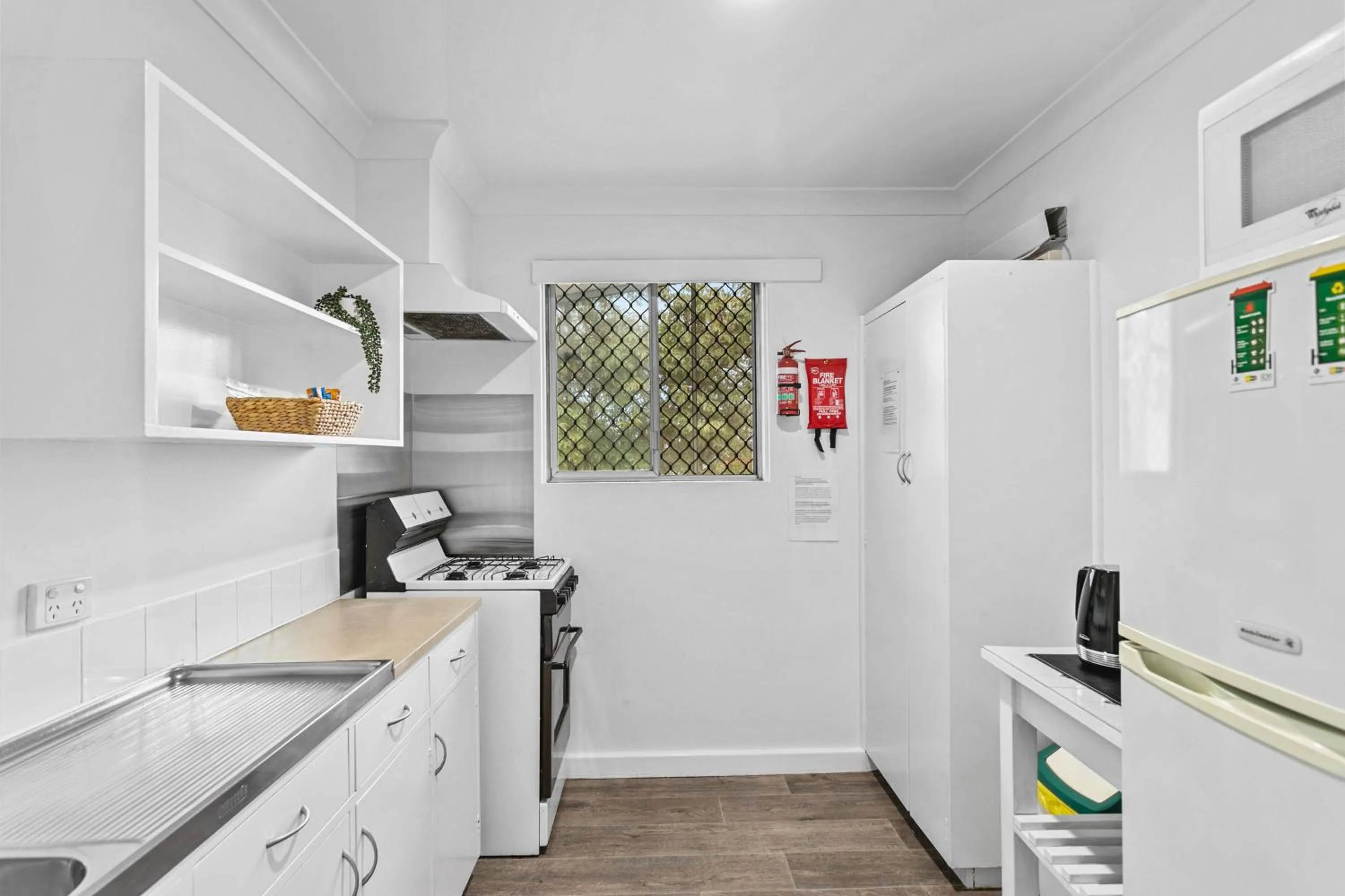 Malibu Apartments - Perth