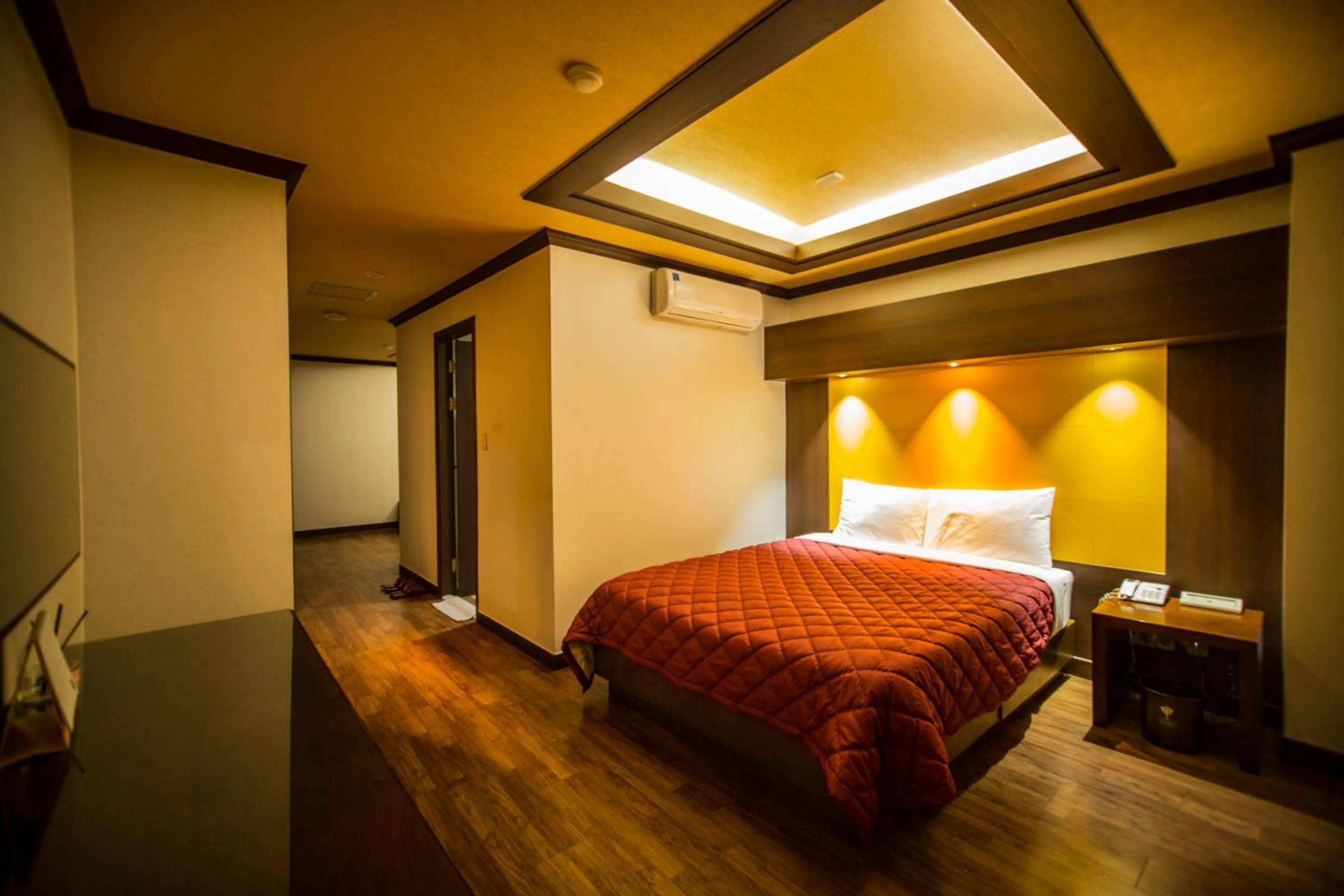 Bed in Incheon Airport Hotel Zeumes