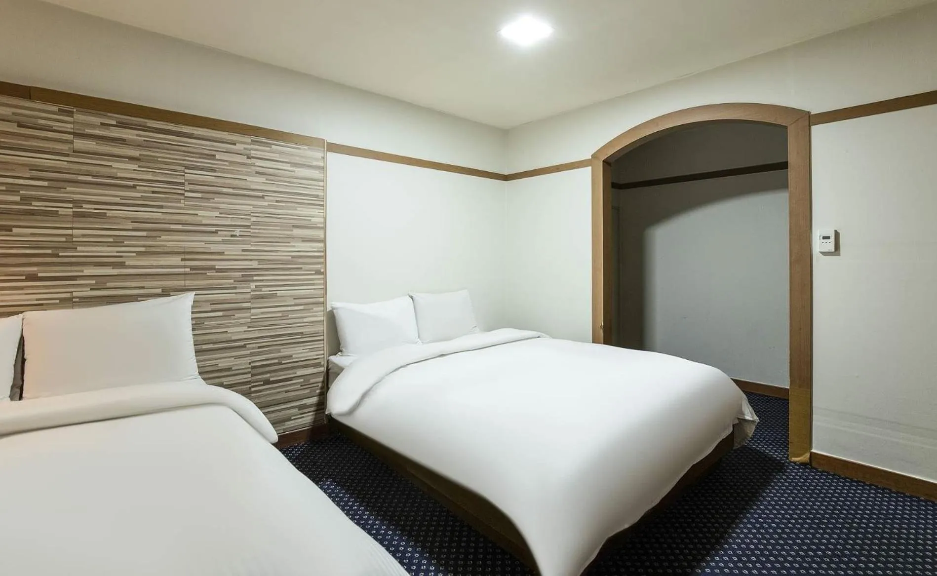 Bed in Incheon Airport Hotel Zeumes