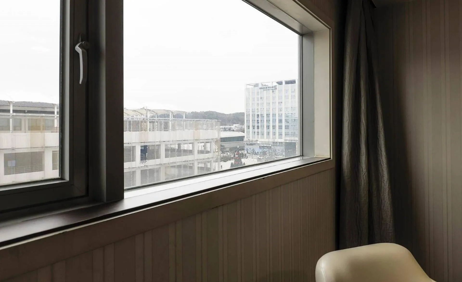 Incheon Airport Hotel Zeumes