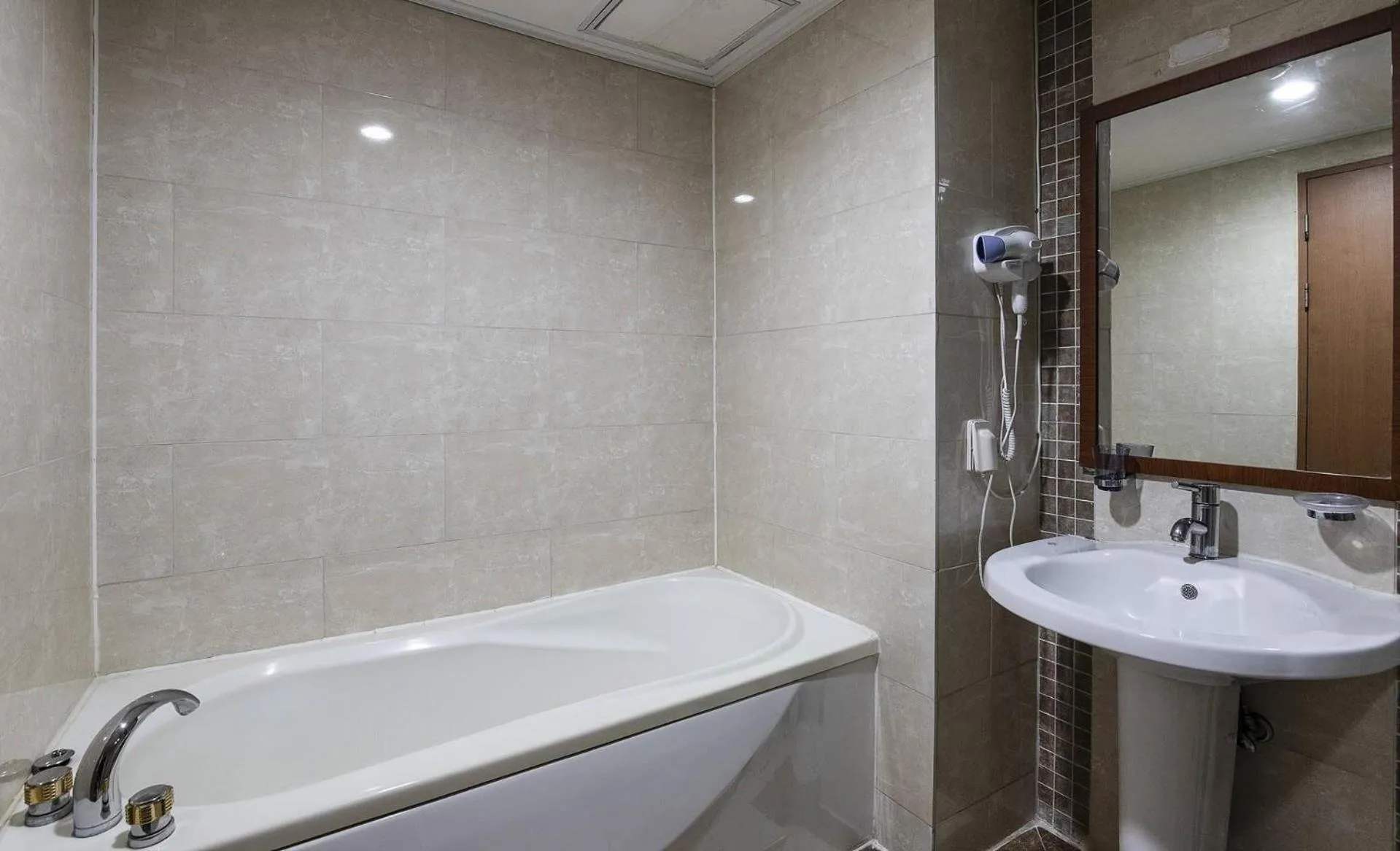 Incheon Airport Hotel Zeumes