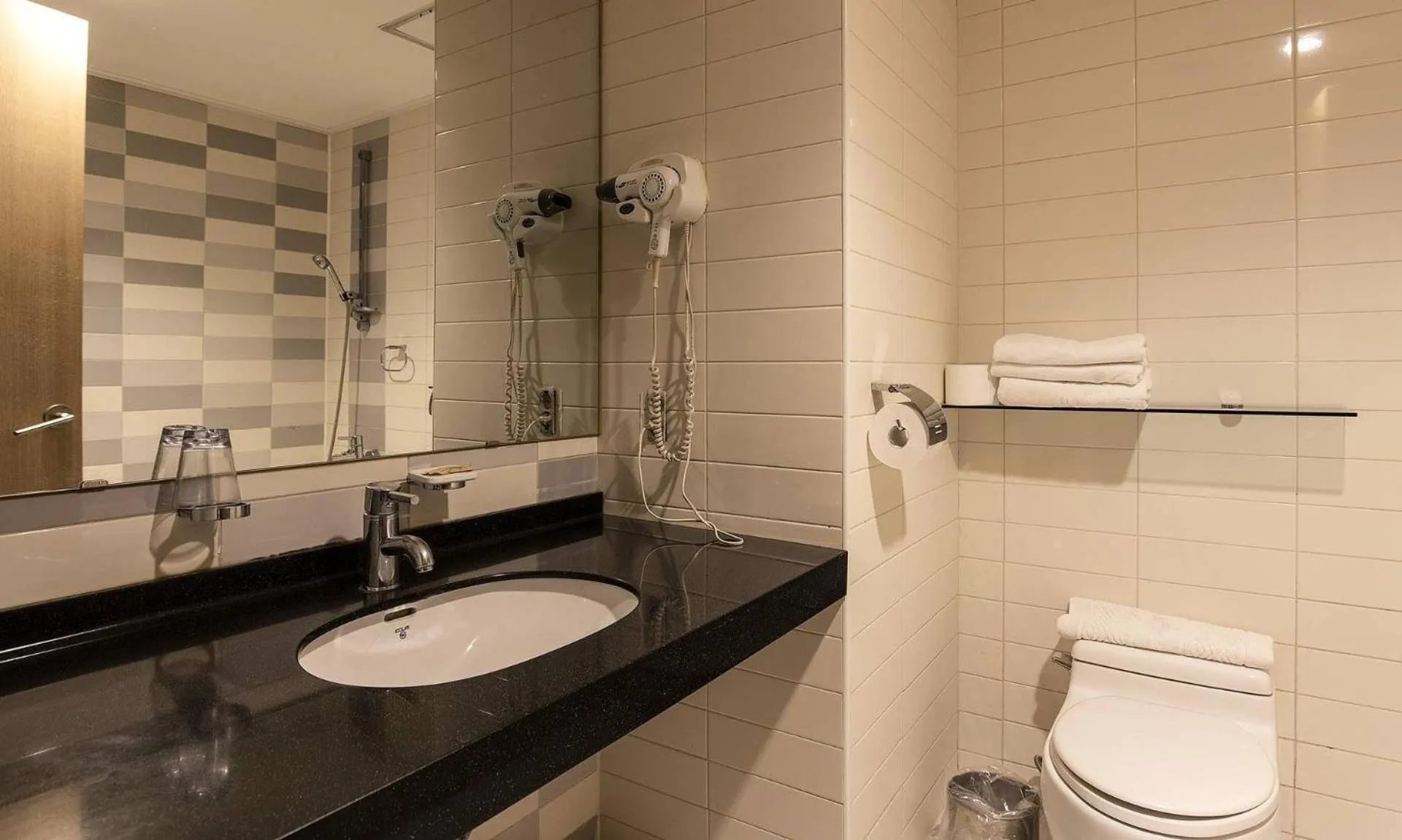 Incheon Airport Hotel Zeumes