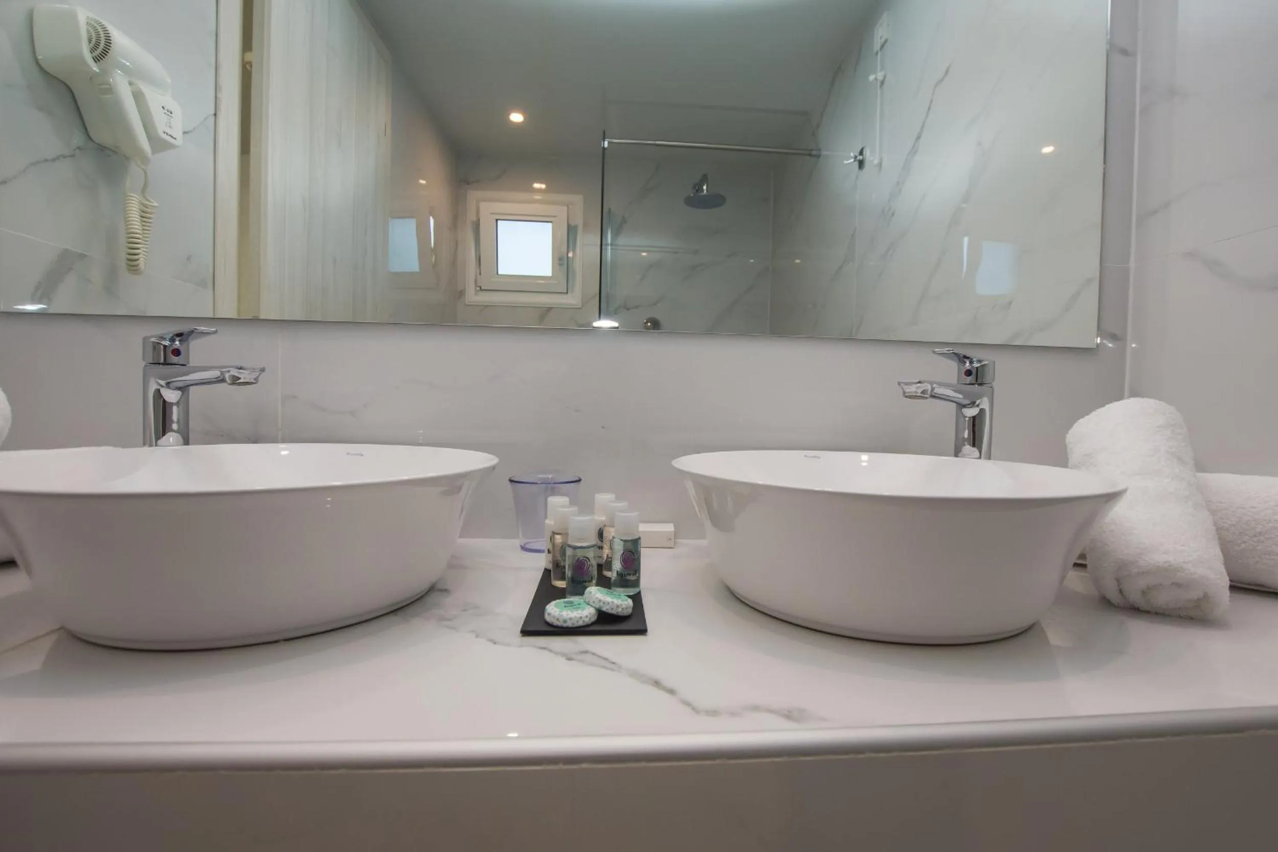 Bathroom in Golden Coast Beachfront Resort