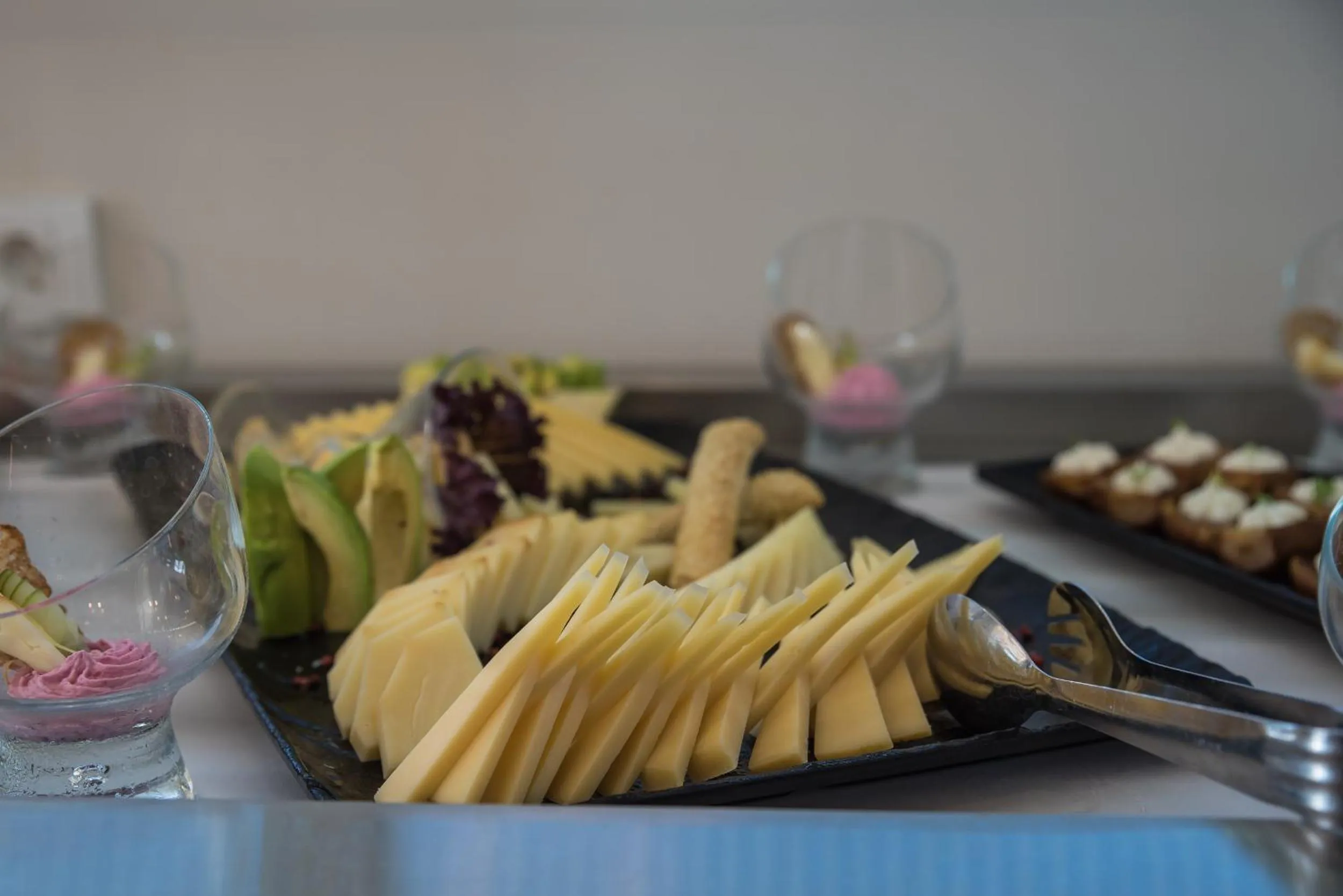 Food and drinks in Golden Coast Beachfront Resort