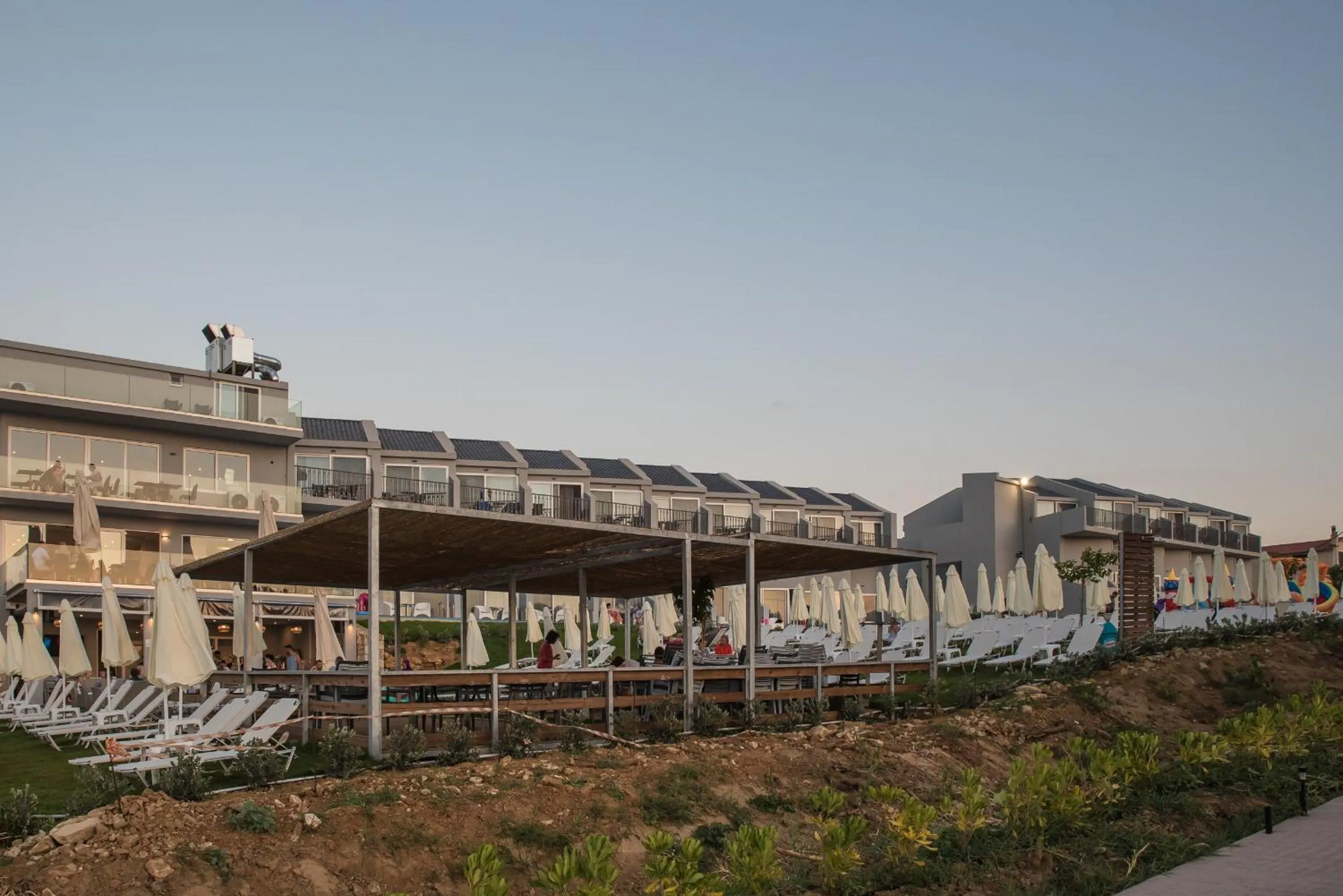 Property building in Golden Coast Beachfront Resort