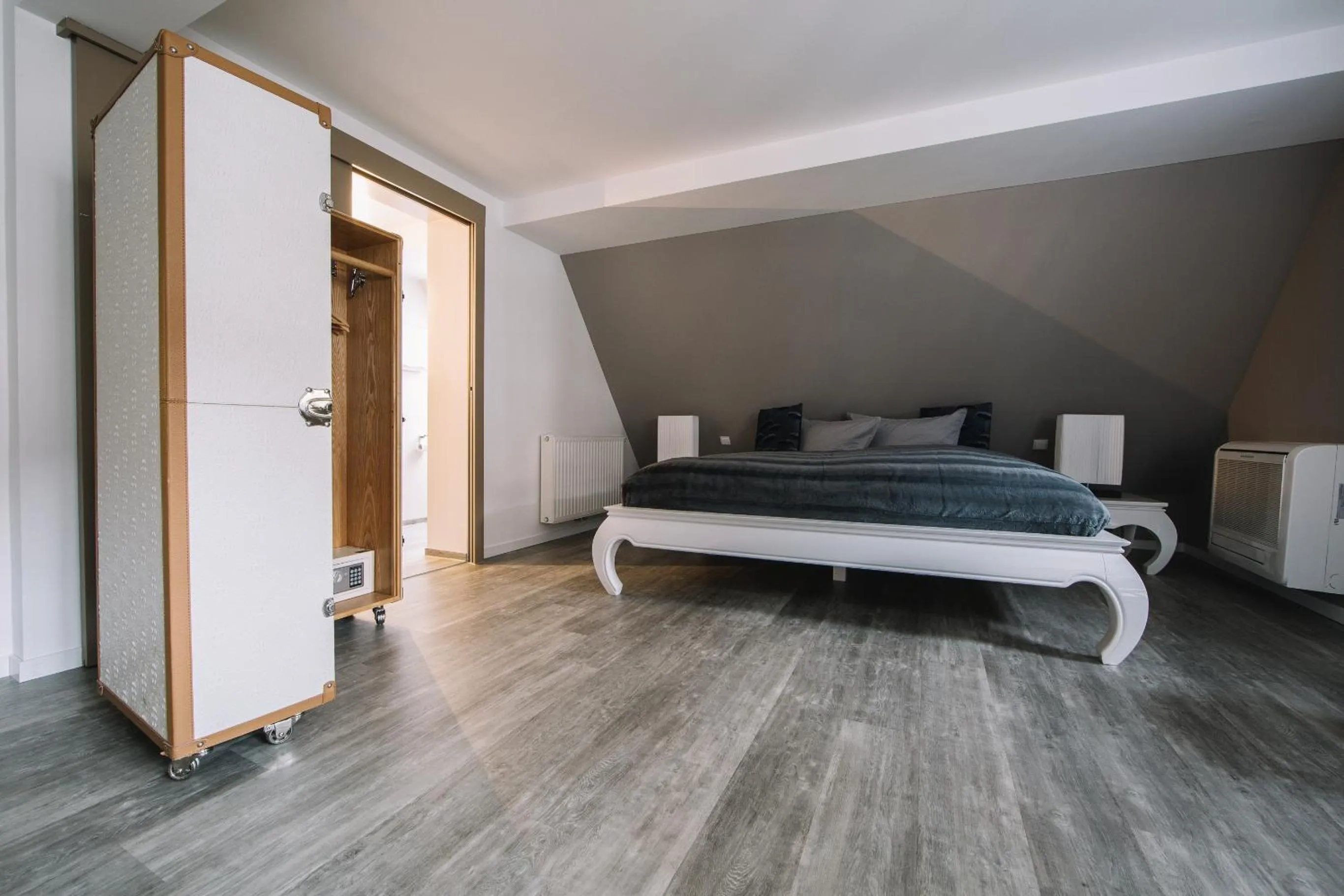 Photo of the whole room, Bed in Boutique Hotel Pfauen