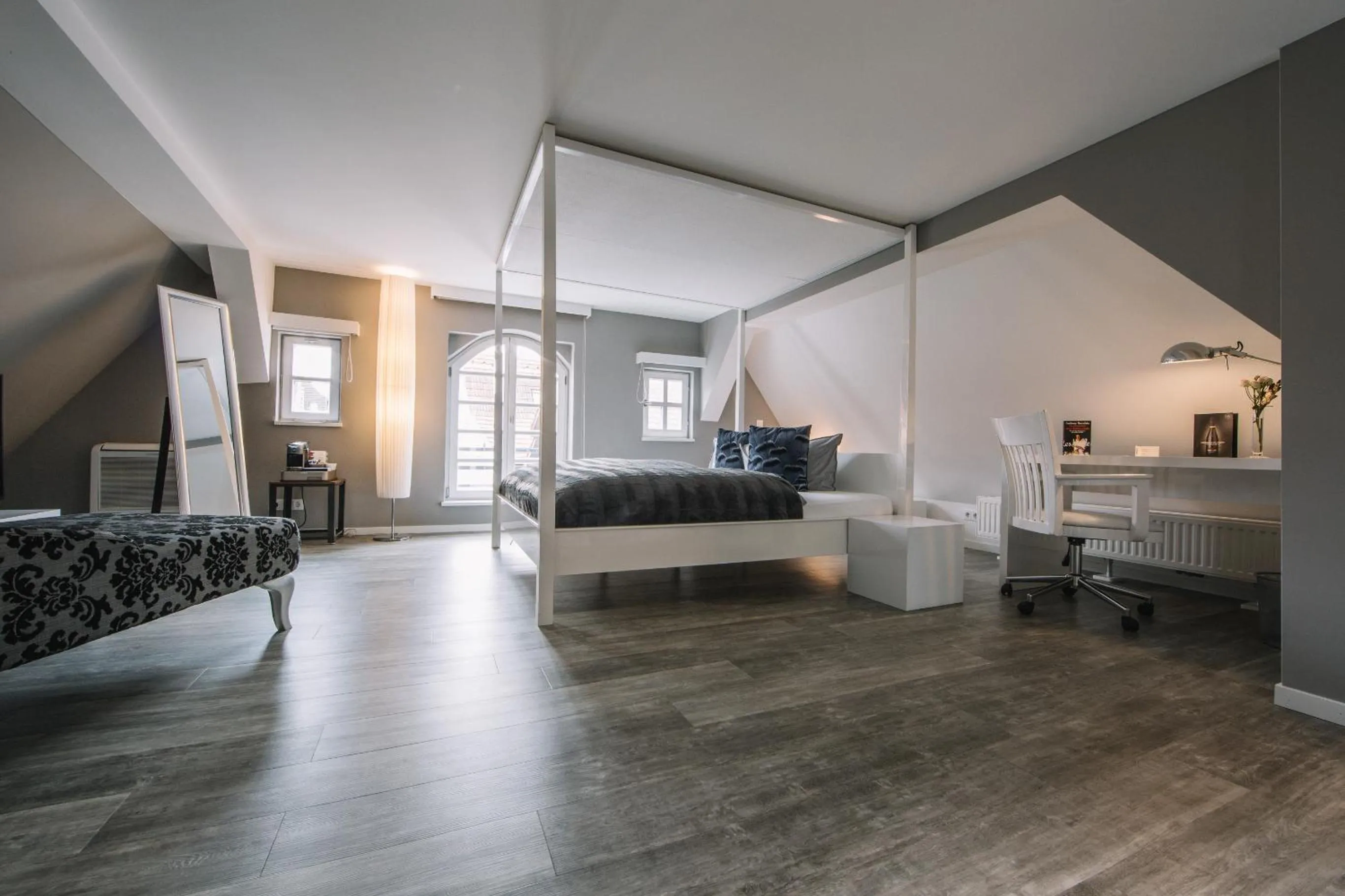 Photo of the whole room, Bed in Boutique Hotel Pfauen