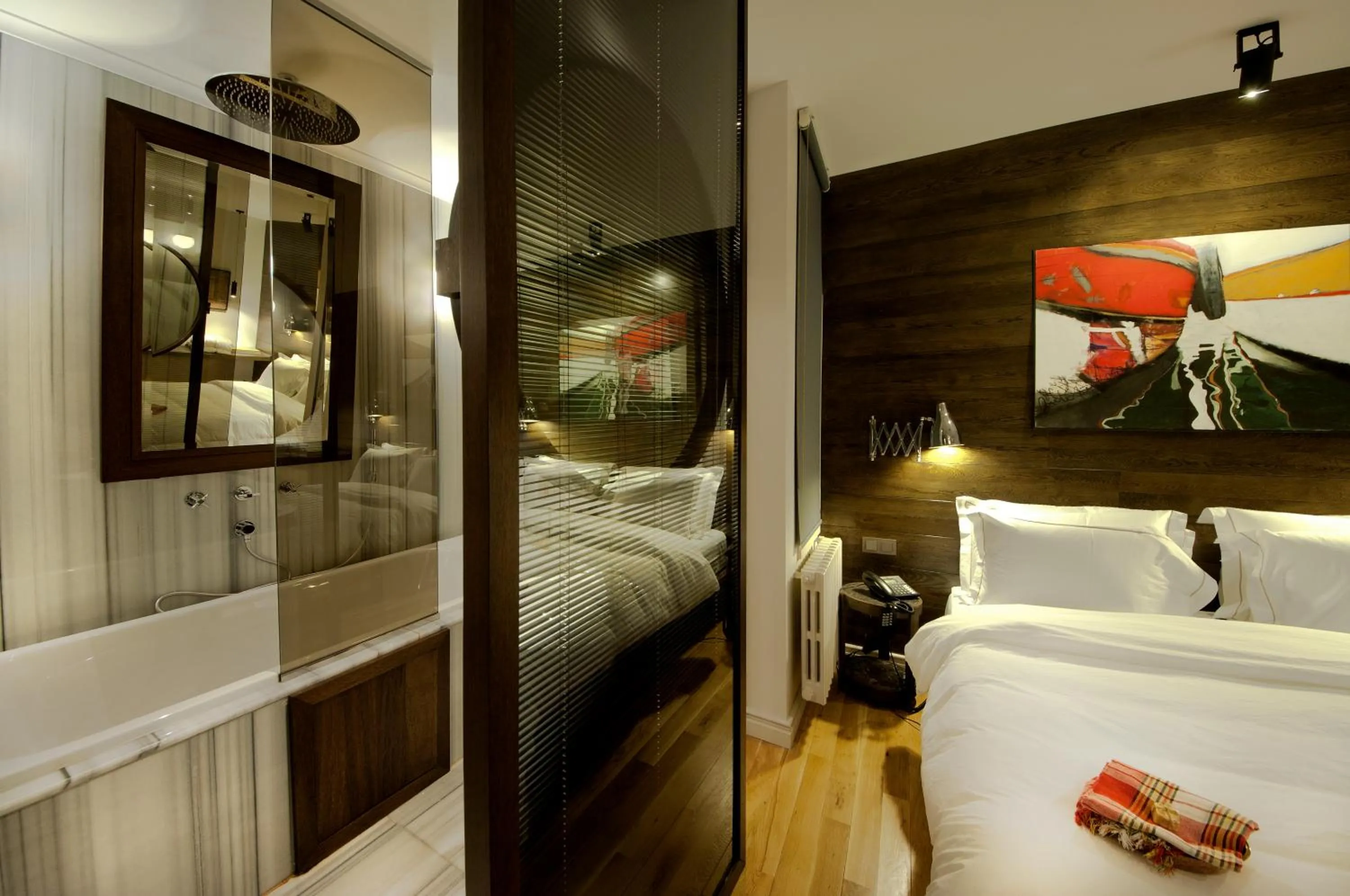 Bedroom, Bed in Urban Suites