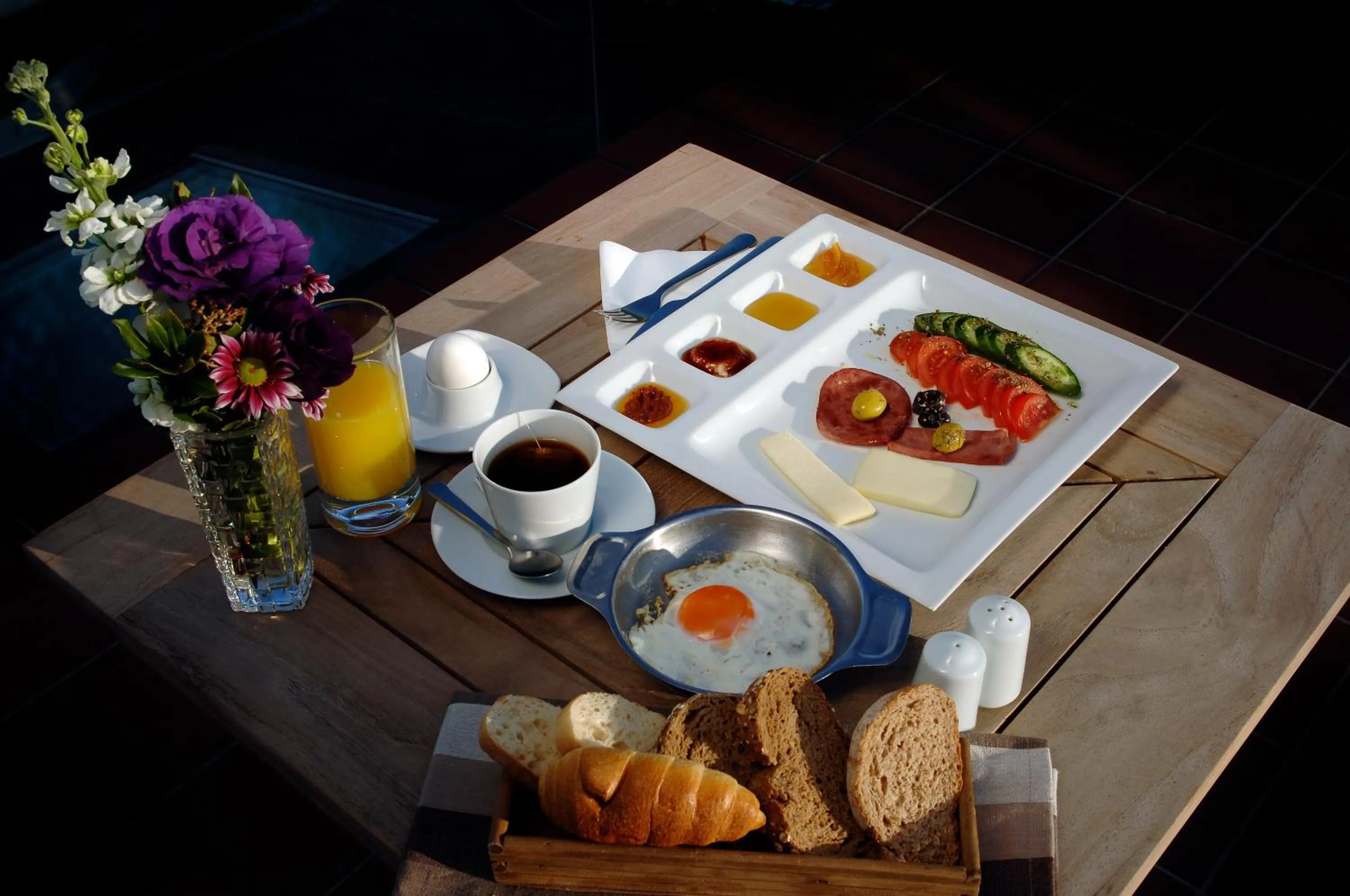 Food and drinks in Urban Suites