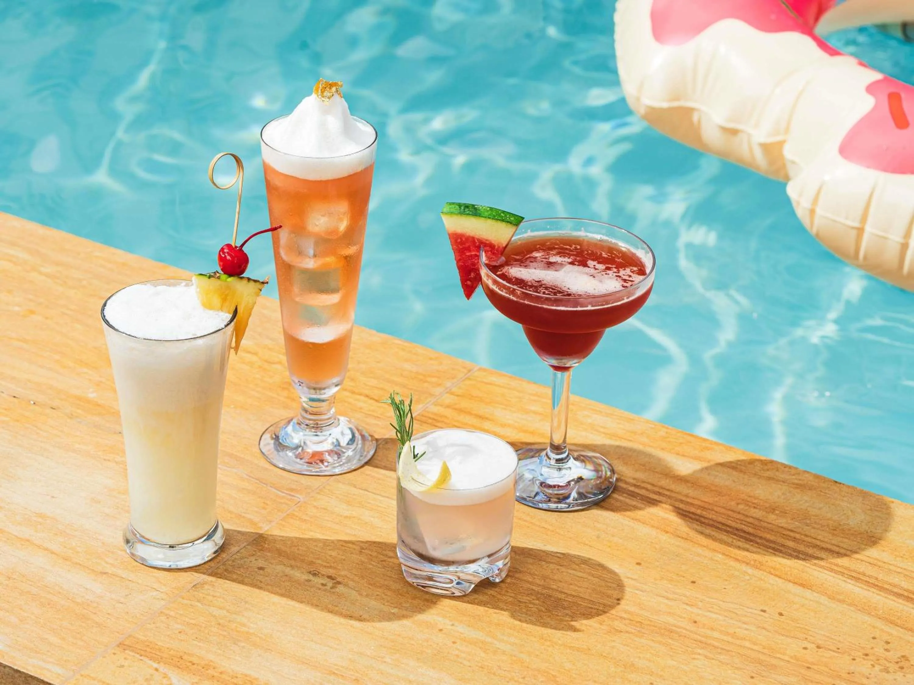 Lounge or bar in Fairmont Makati