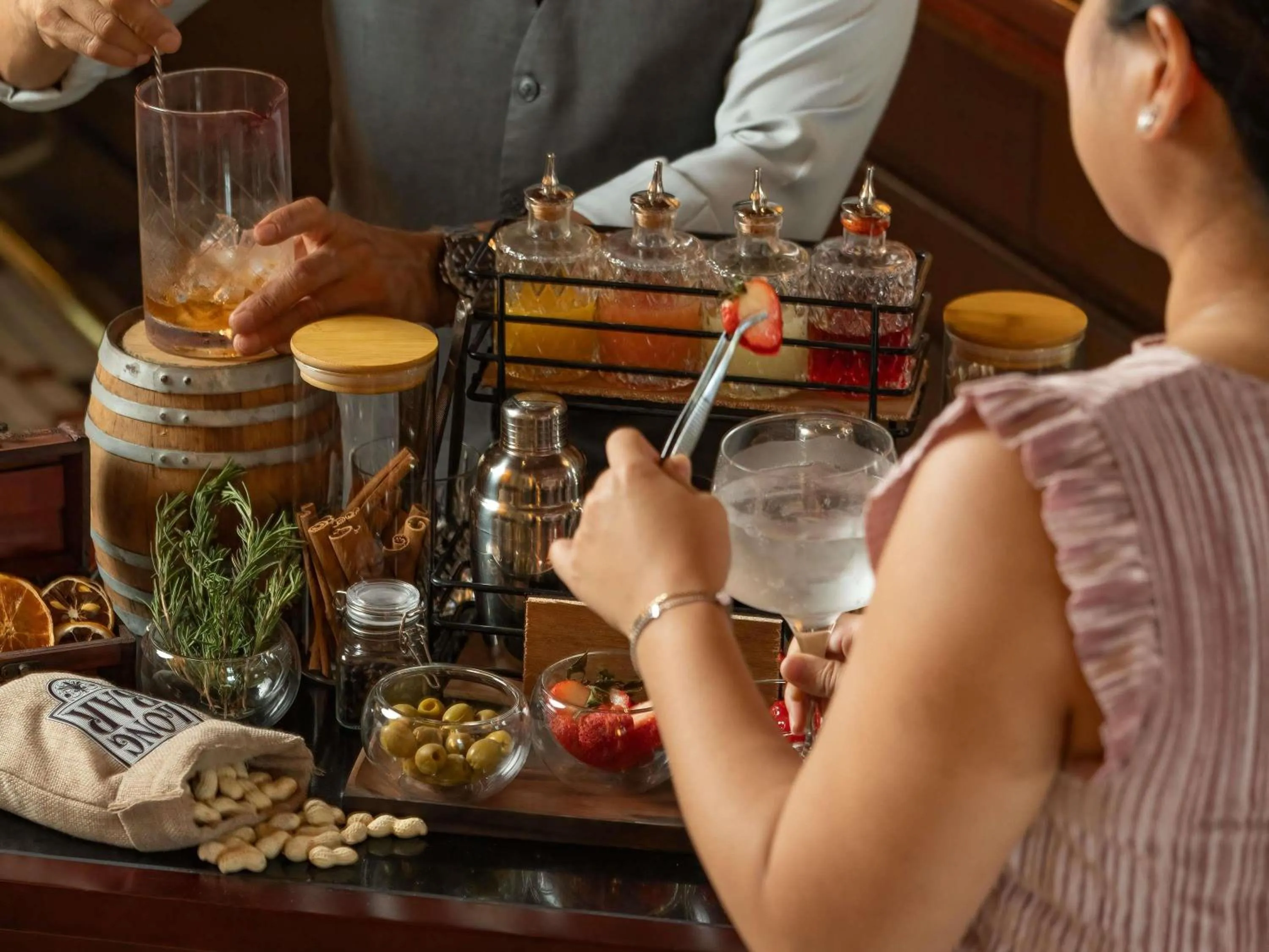 Lounge or bar in Fairmont Makati