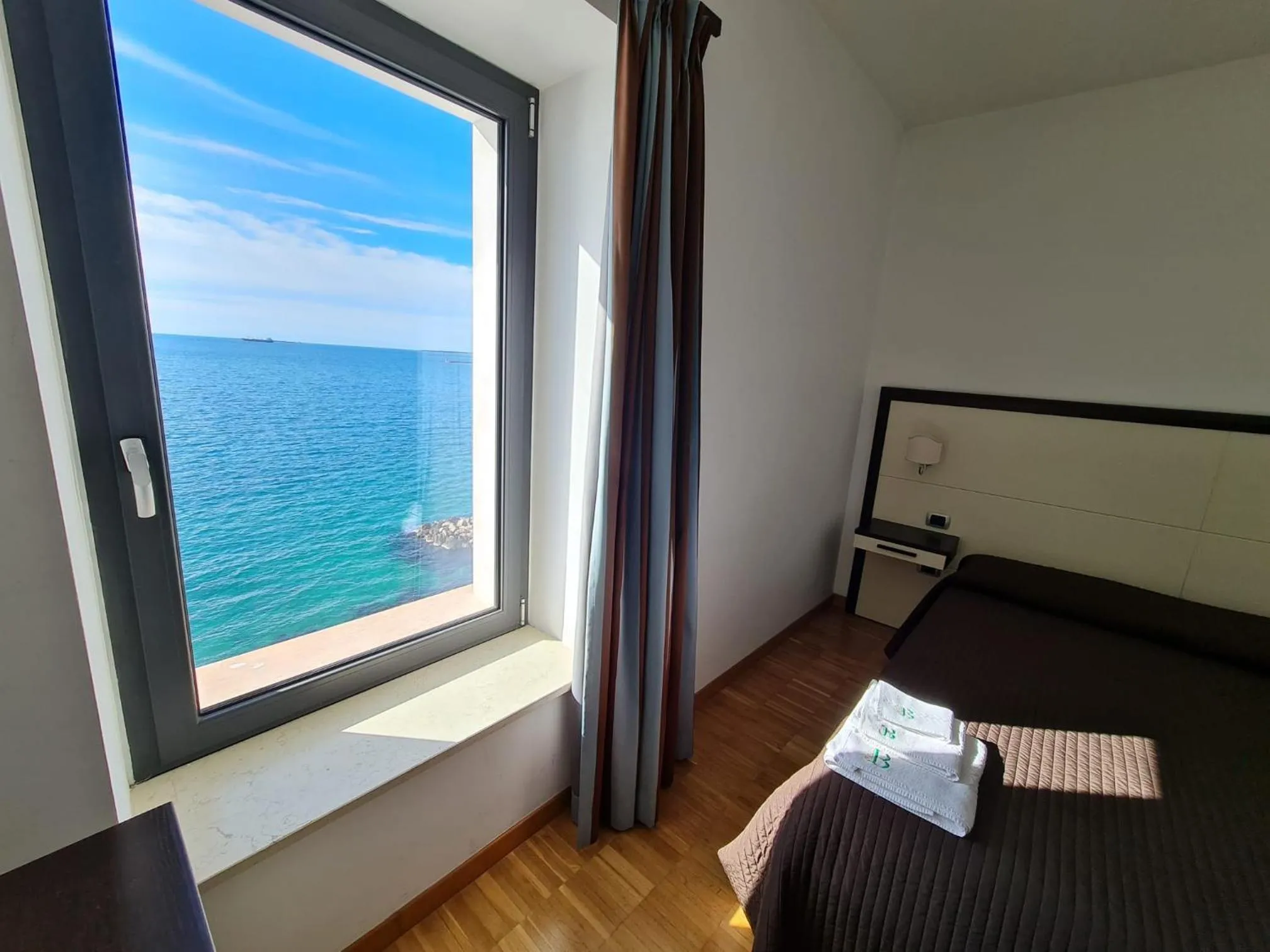Apartment with Sea View in Baja delle Sirene