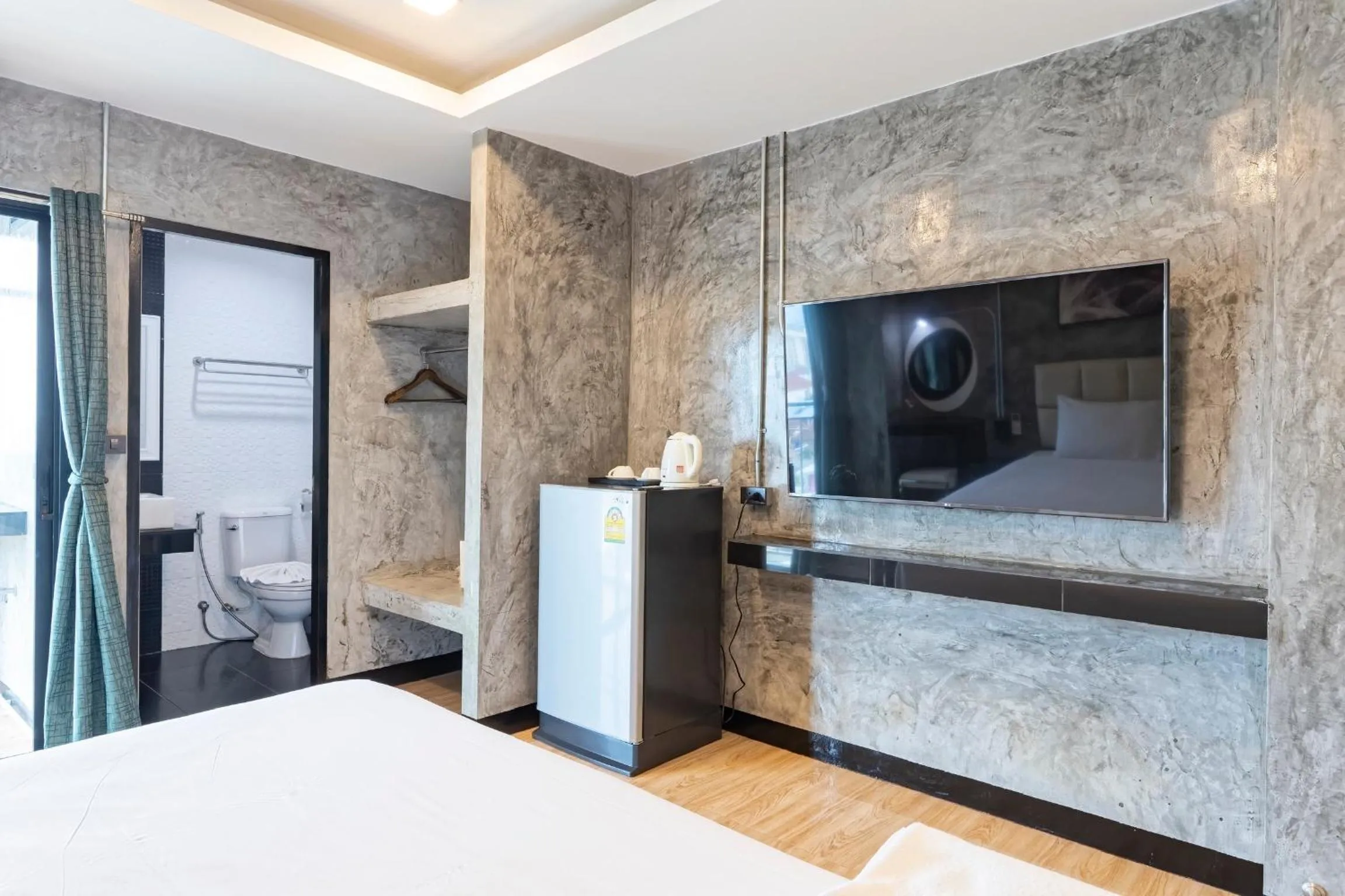 Bed in My Style Resort Hotel -SHA Plus