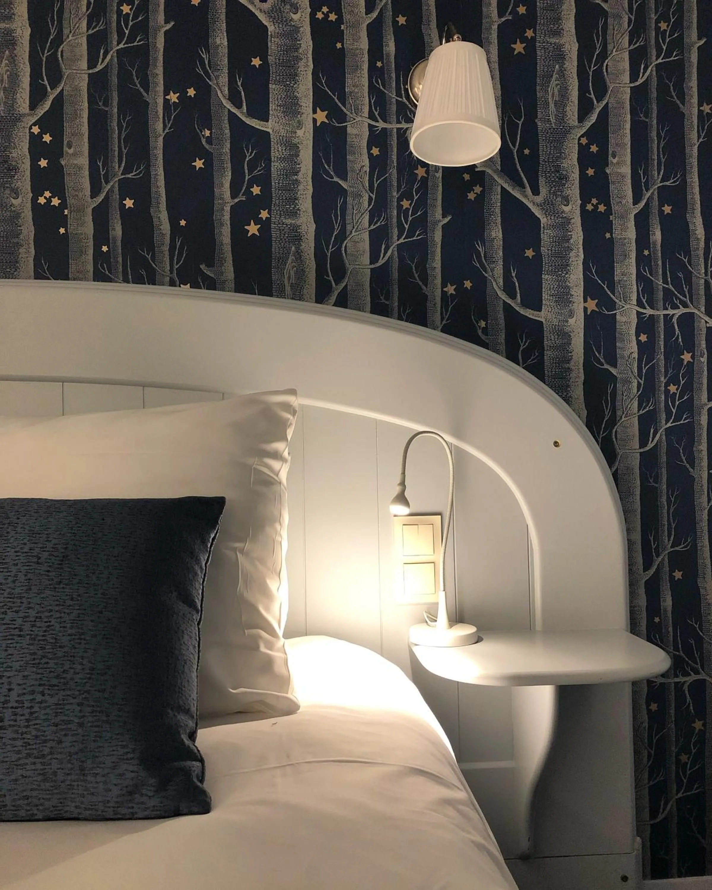 Bedroom, Bed in La Flambée