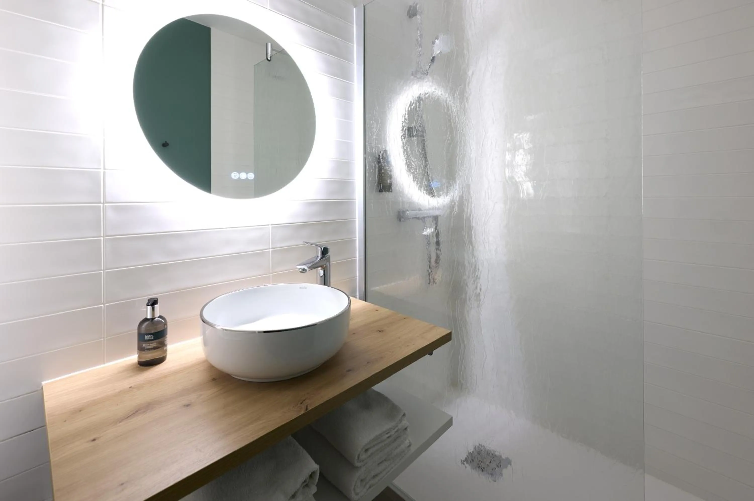 Bathroom in La Flambée