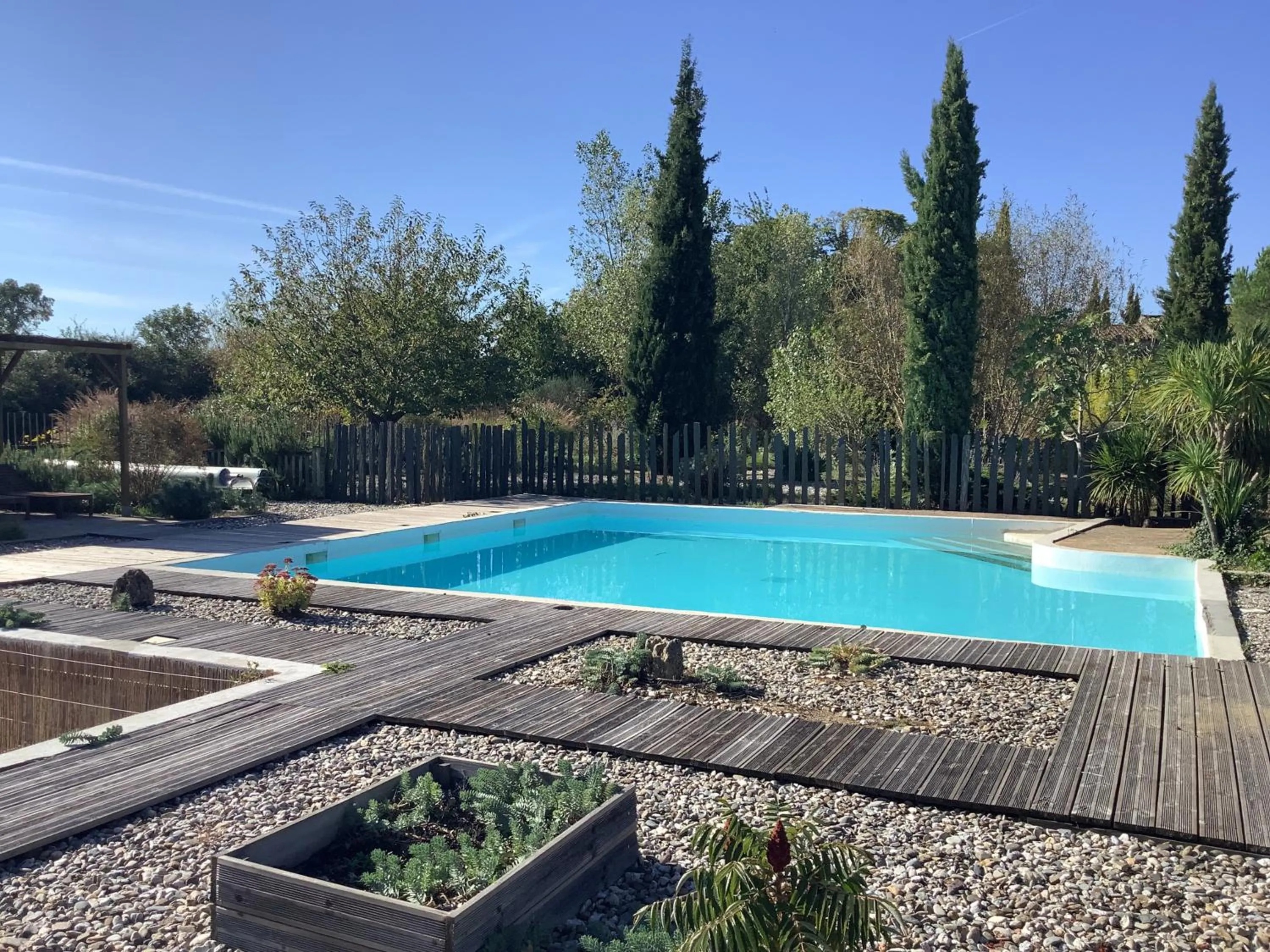 Swimming pool in gîte le cayrols