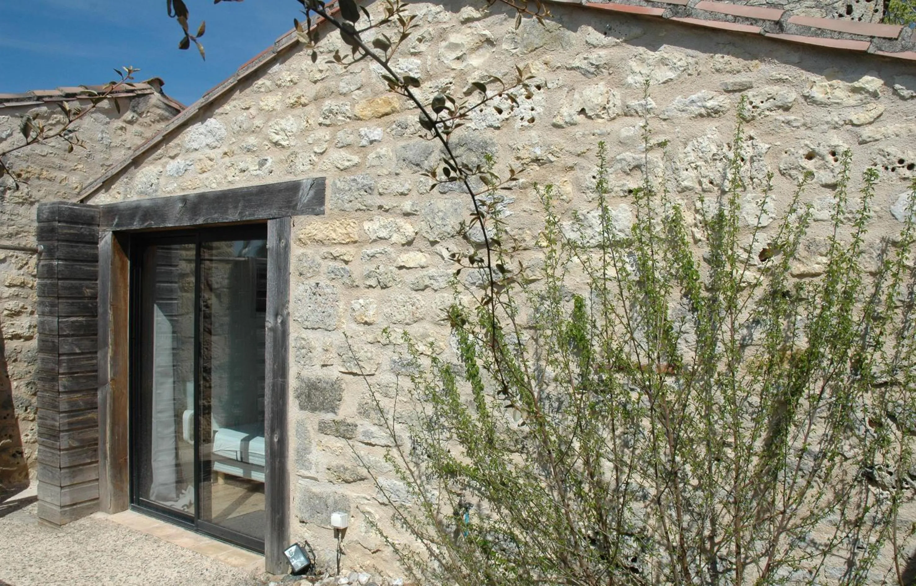 Facade/entrance in gîte le cayrols