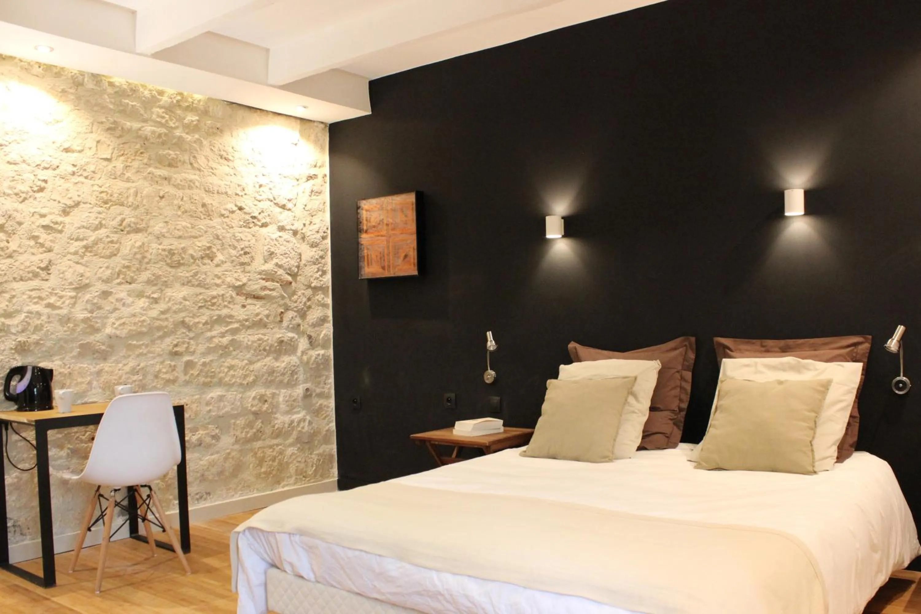 Bed in gîte le cayrols