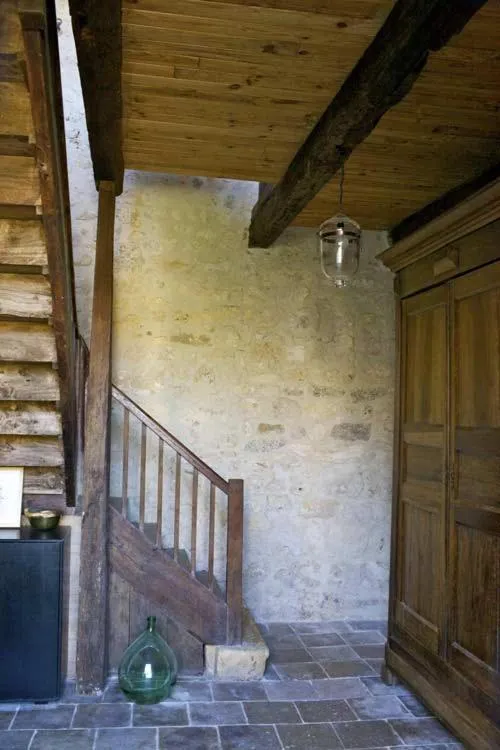 Facade/entrance in gîte le cayrols