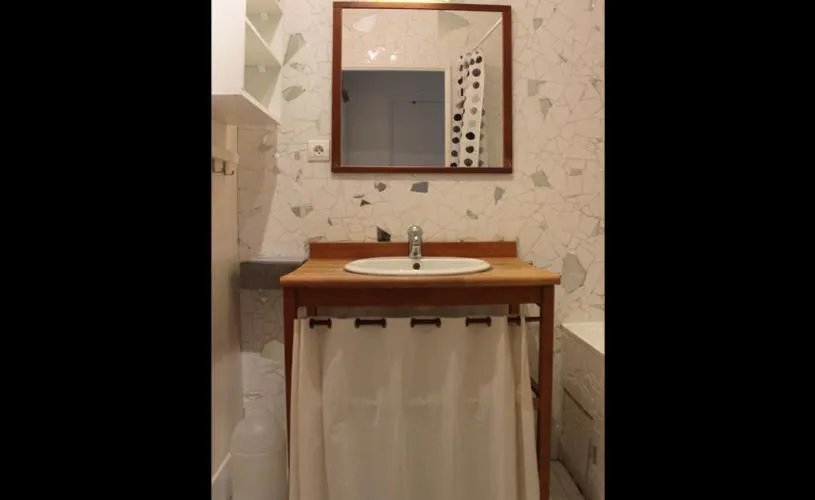 Bathroom in gîte le cayrols