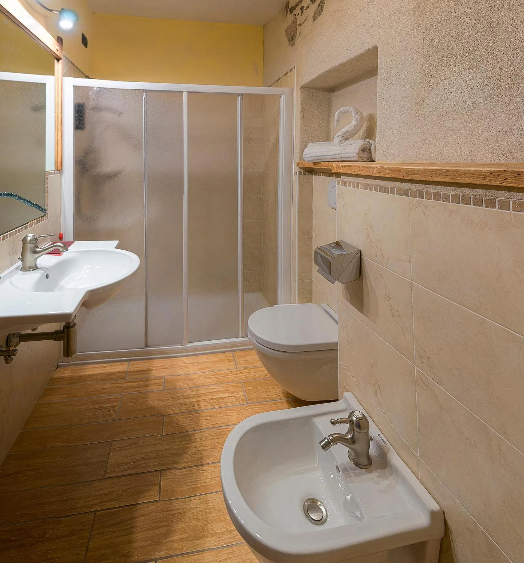 Shower in Castel Madonna