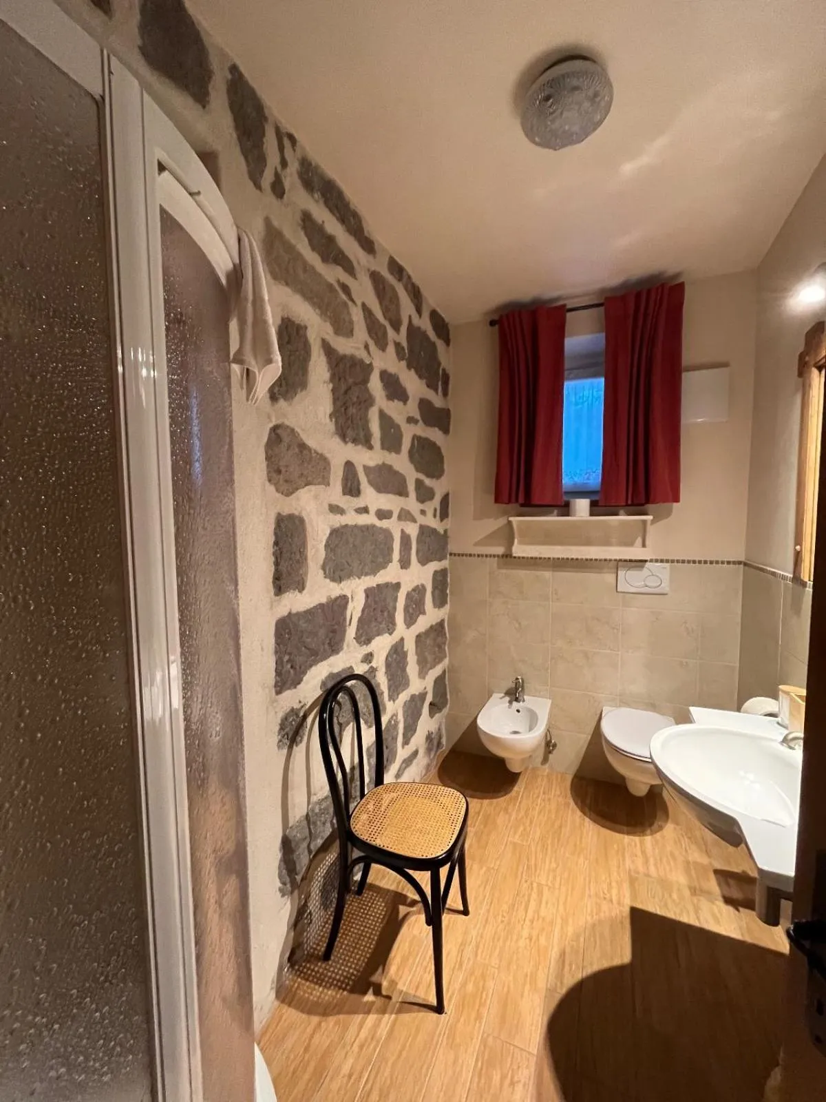 Bathroom, Bed in Castel Madonna