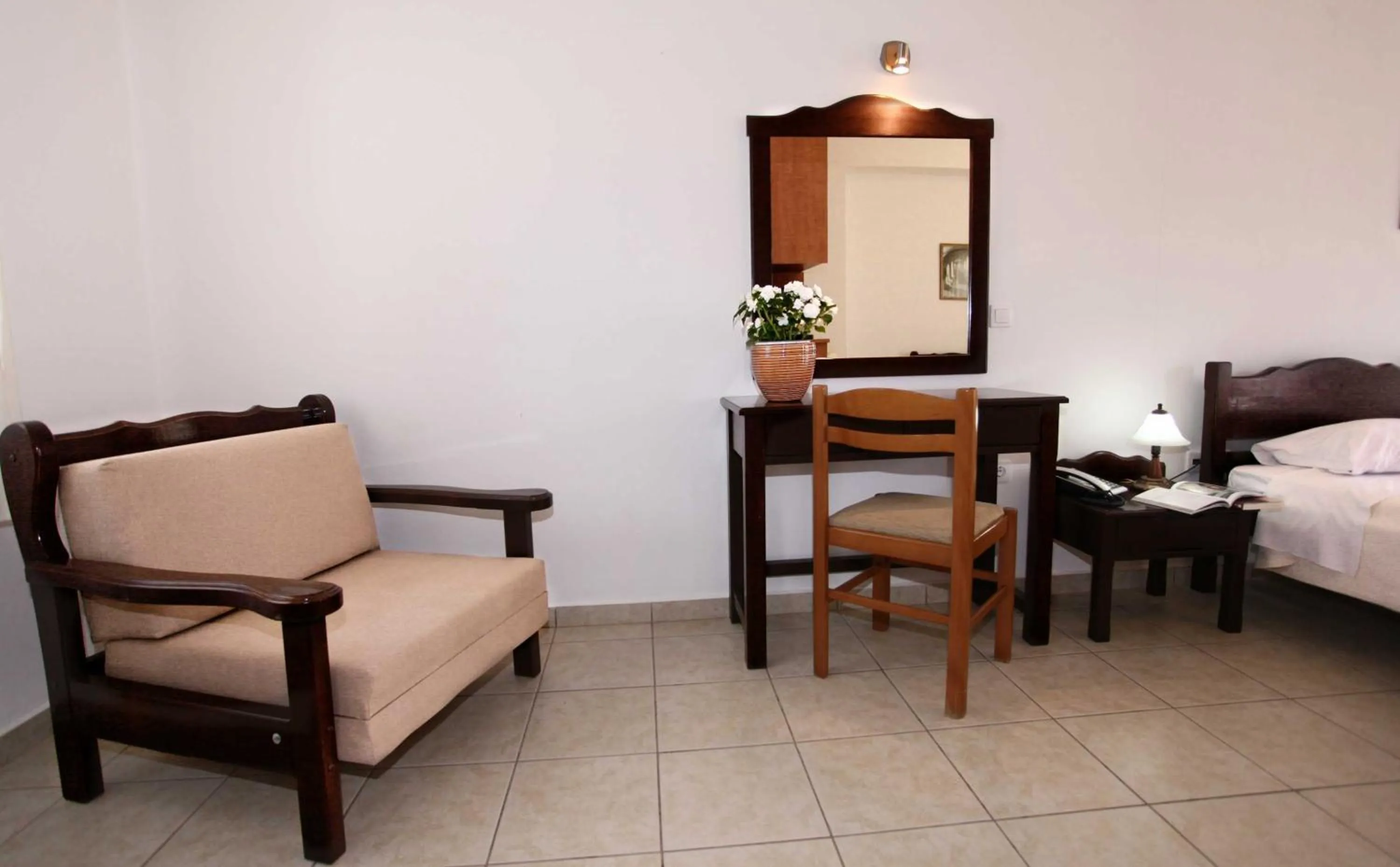 Decorative detail, Bed in Hotel Melikari