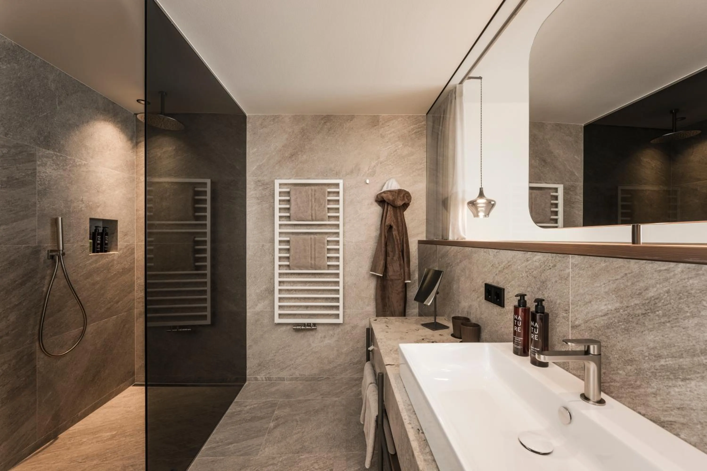 Bathroom in Cendevaves Alpine Silence