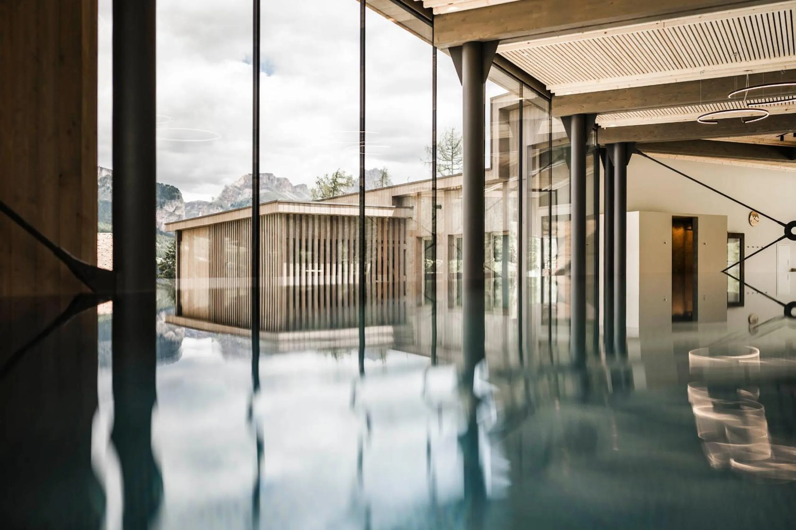 Swimming pool in Cendevaves Alpine Silence