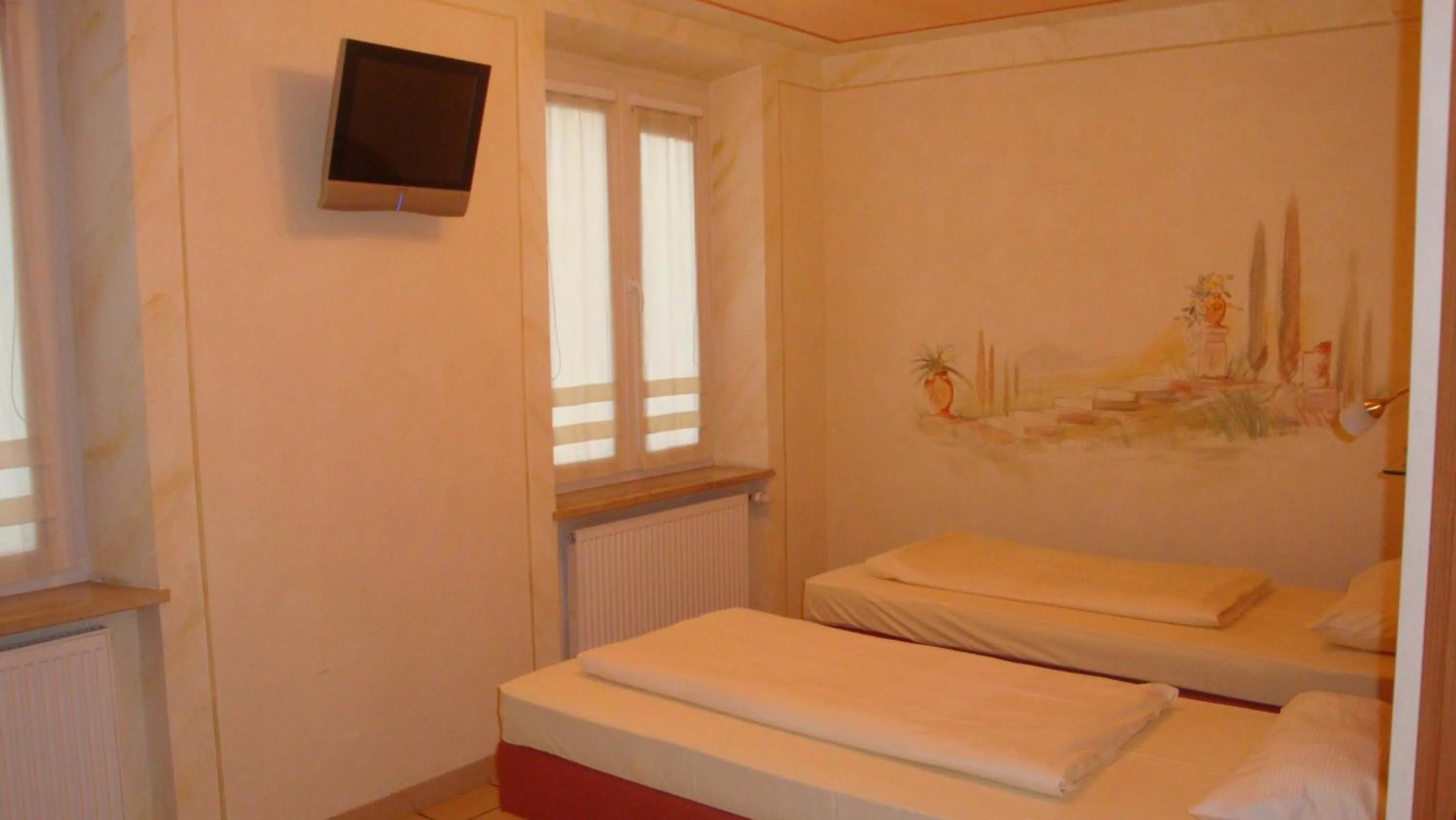 Photo of the whole room, Bed in StadtHotel Passau