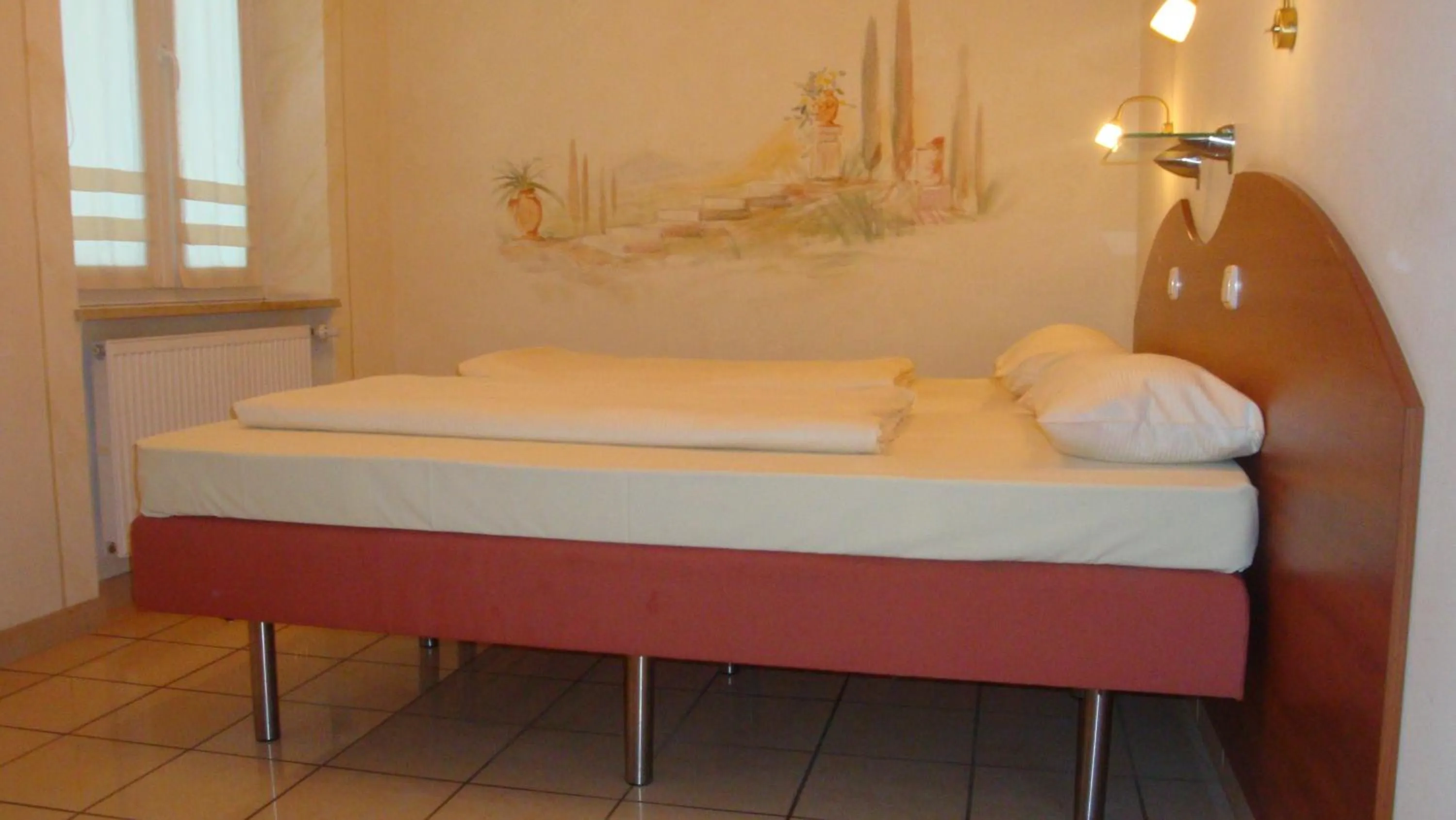 Bed in StadtHotel Passau