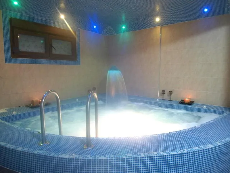 Hot Tub in Hotel Edem