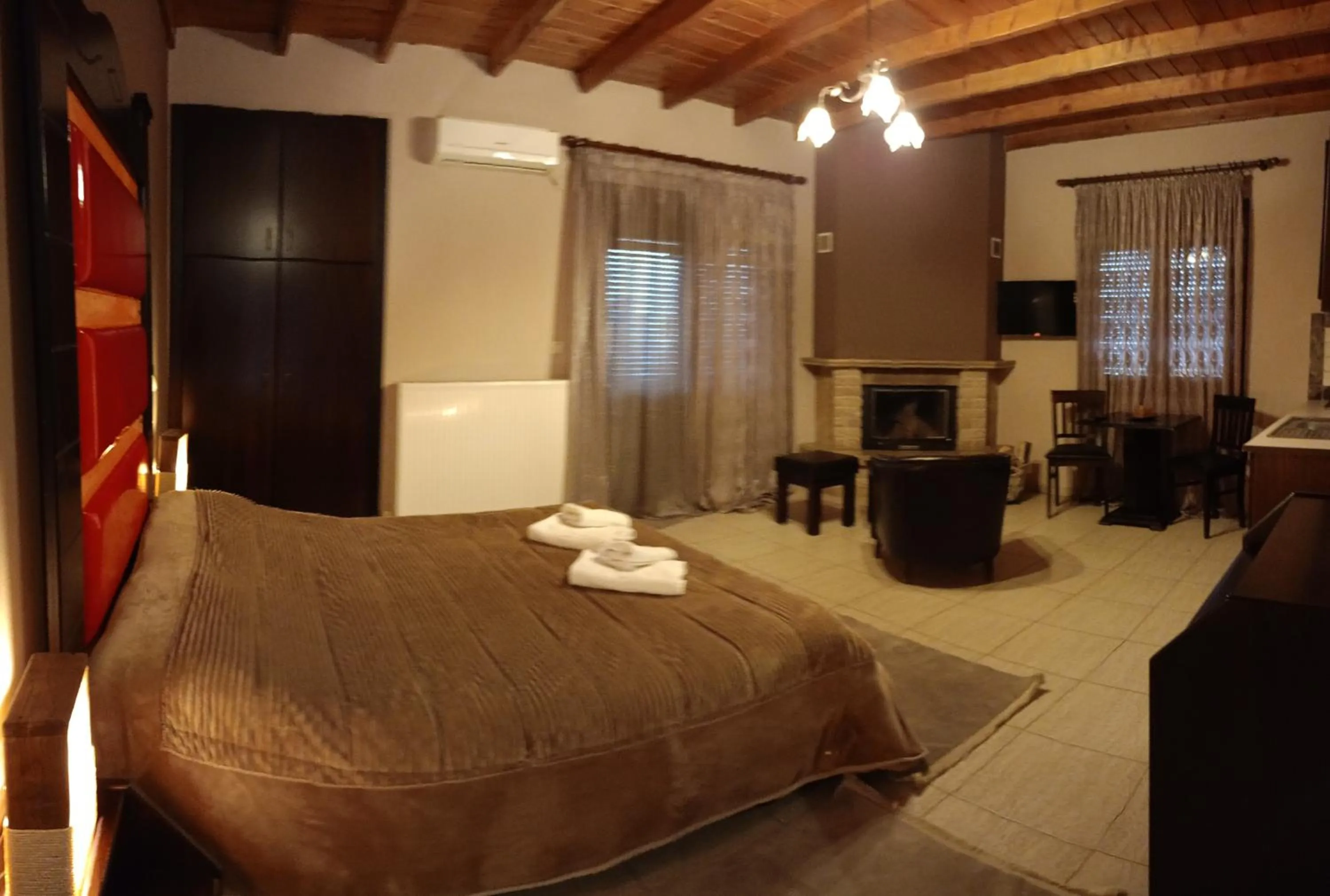 Photo of the whole room, Bed in Hotel Edem