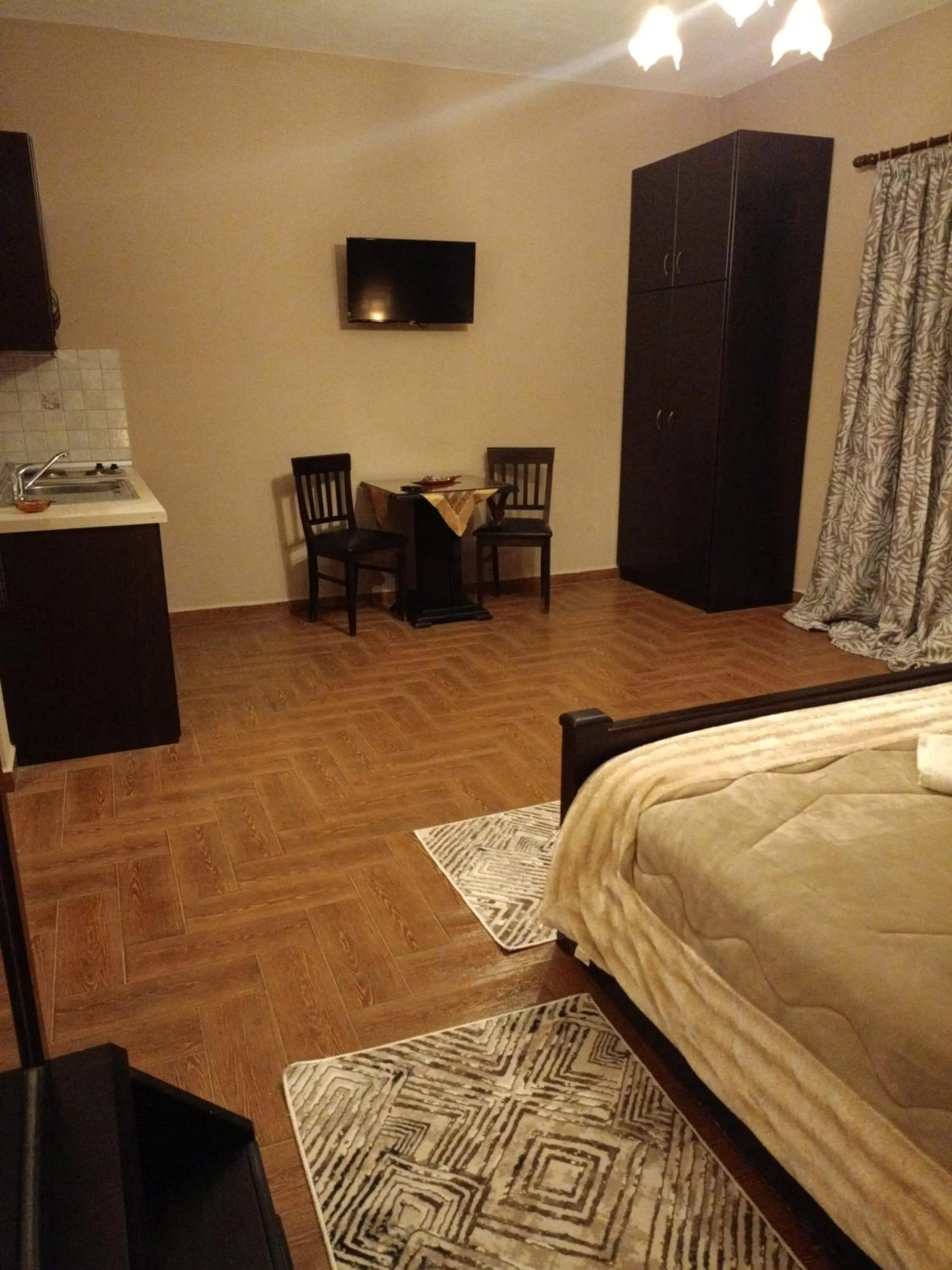 Photo of the whole room, Bed in Hotel Edem